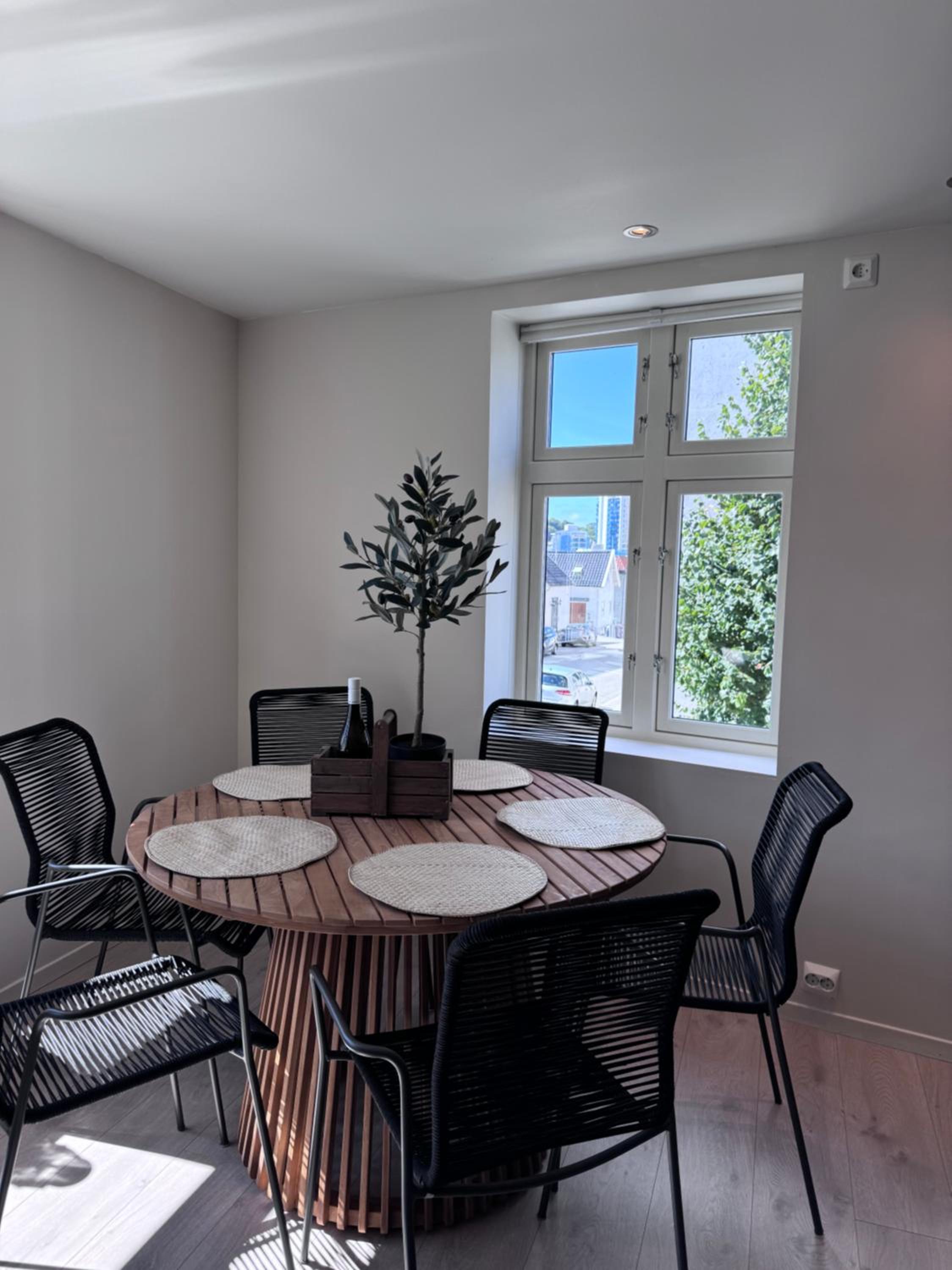 A Place To Stay Stavanger - free parking - apartment 5 view 4