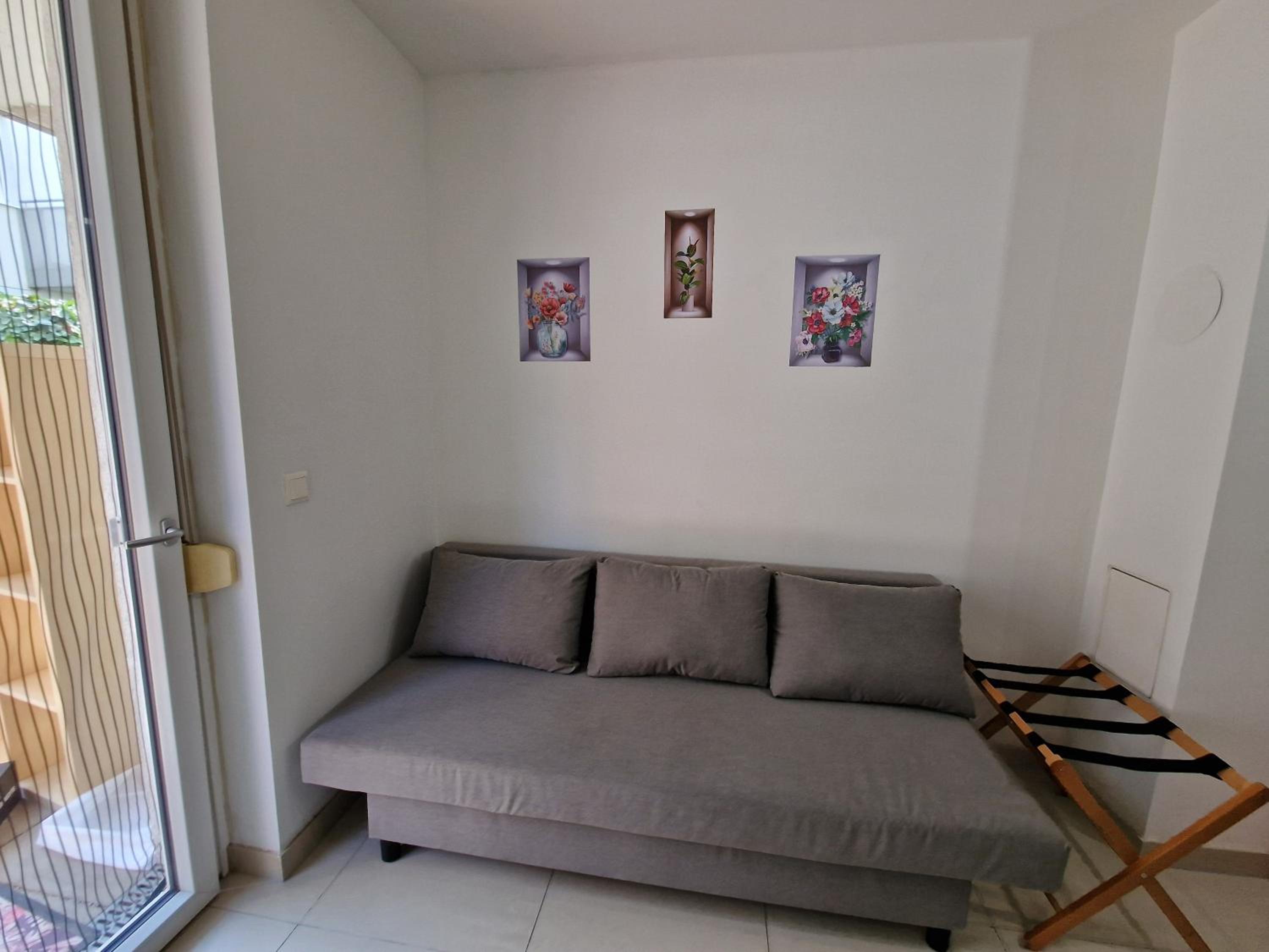 Vienna Danube Garden Apartment 22