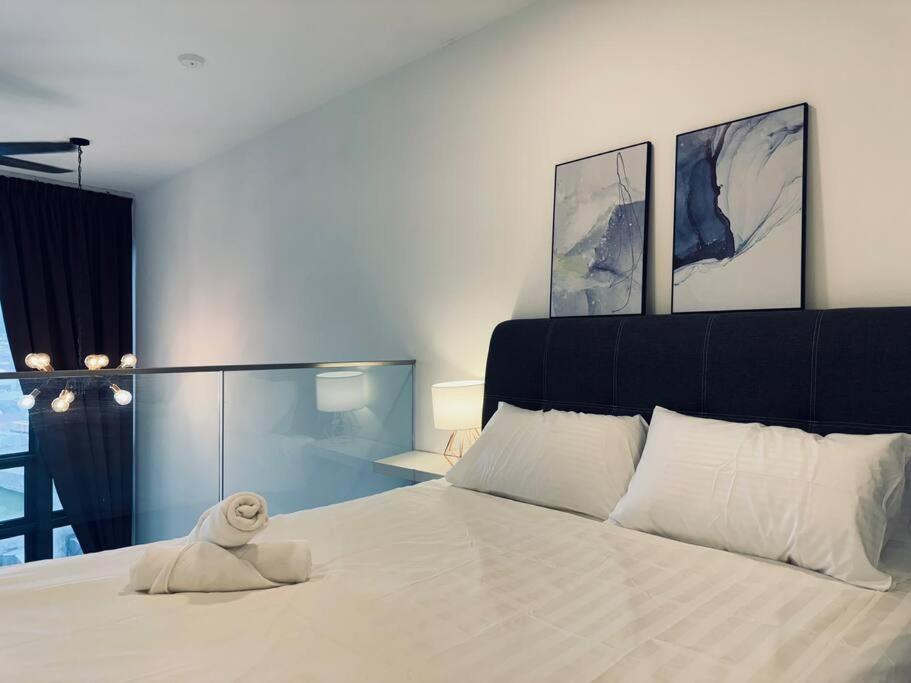 Eko Cheras Duplex by DeUrban