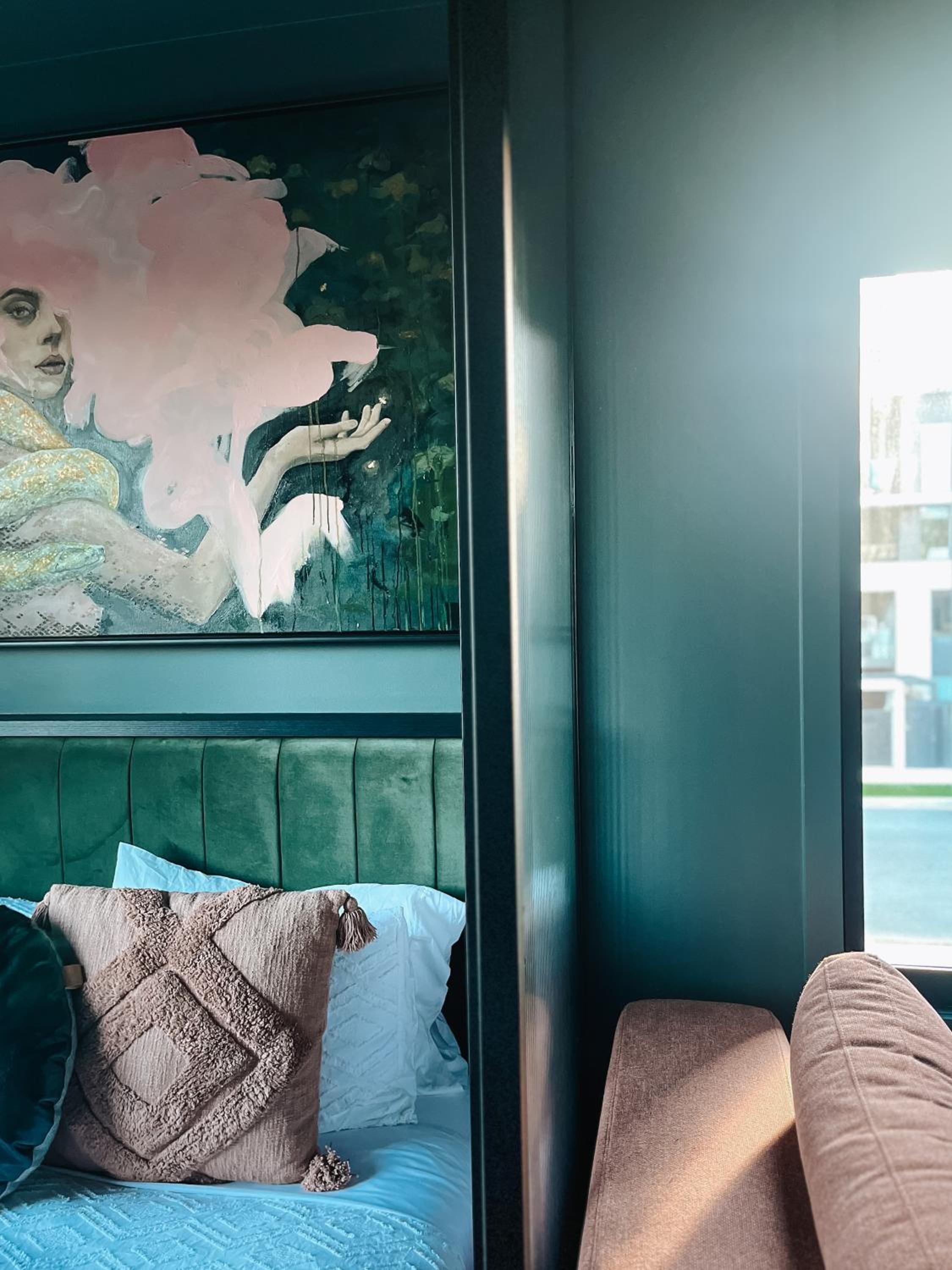 Green Rooms Braddon - Designer Micro Apartments