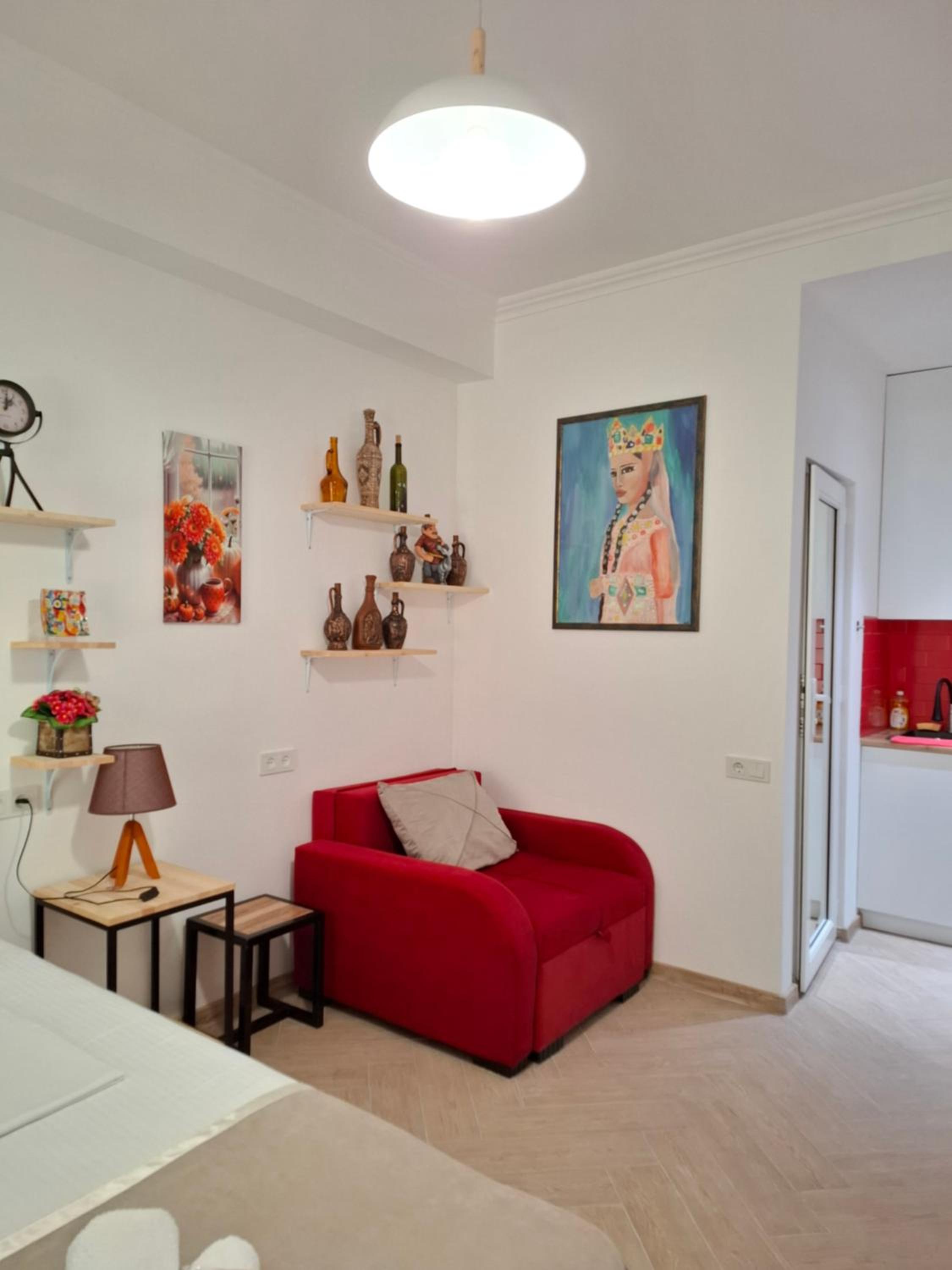 Style Apartment with Courtyard