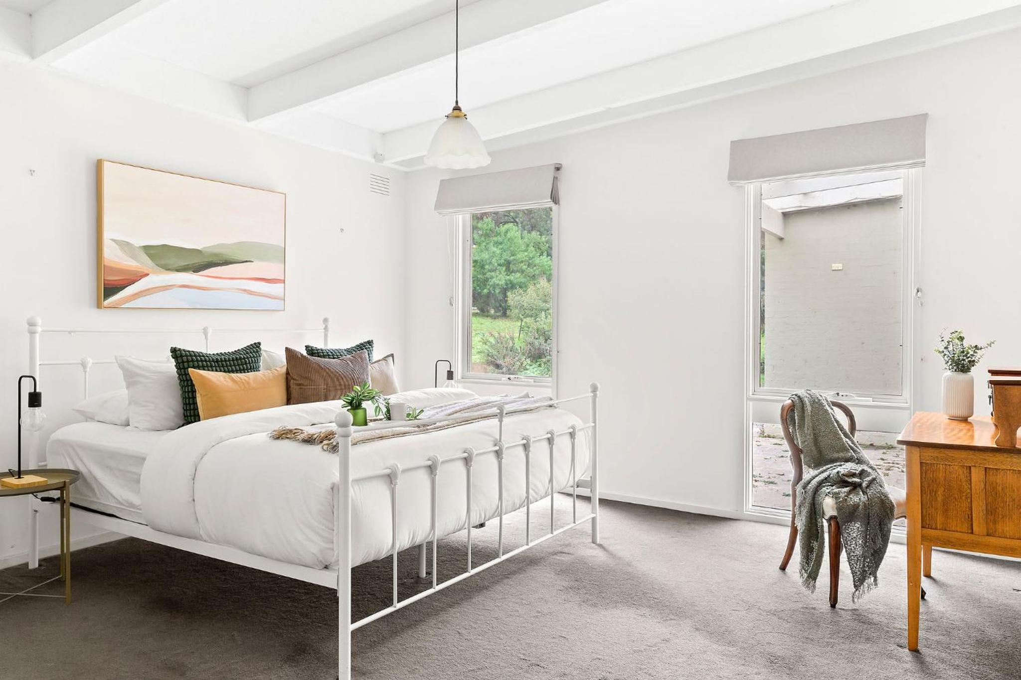 Enjoy Nature at Modern Diamond Creek Farmhouse