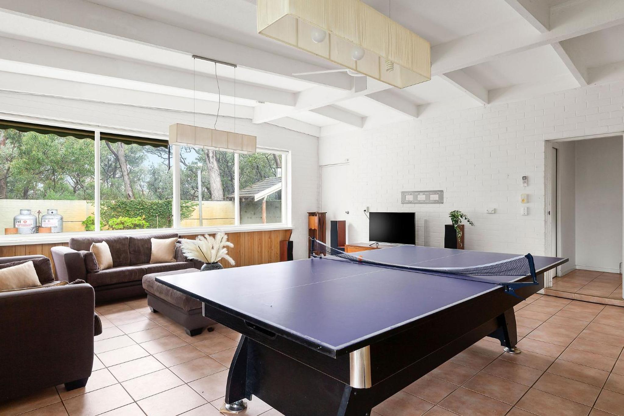 Enjoy Nature at Modern Diamond Creek Farmhouse