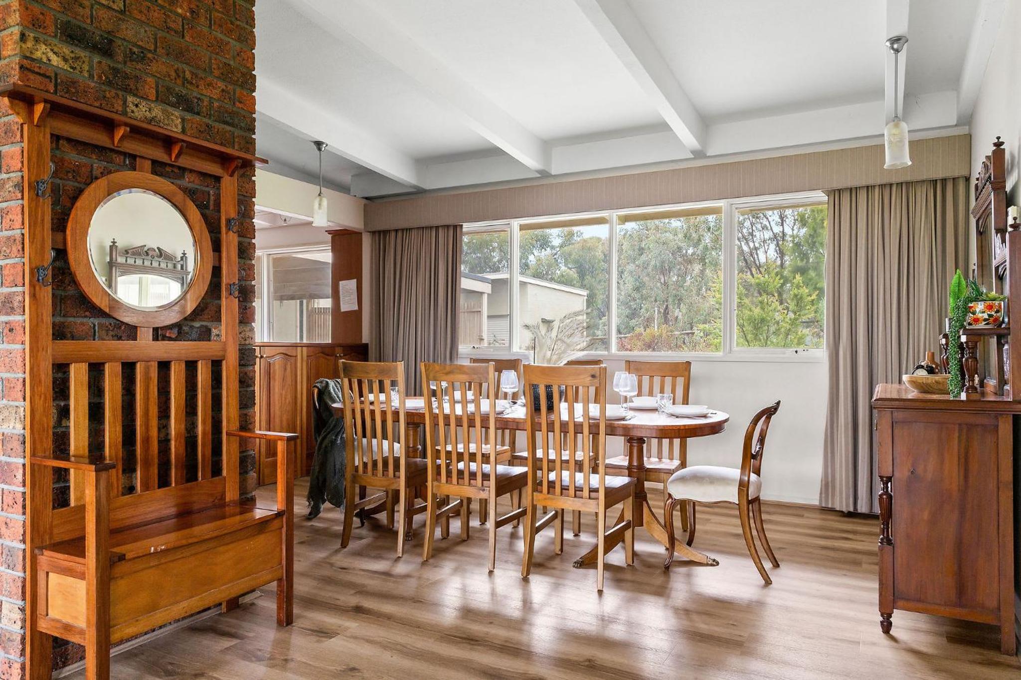 Enjoy Nature at Modern Diamond Creek Farmhouse