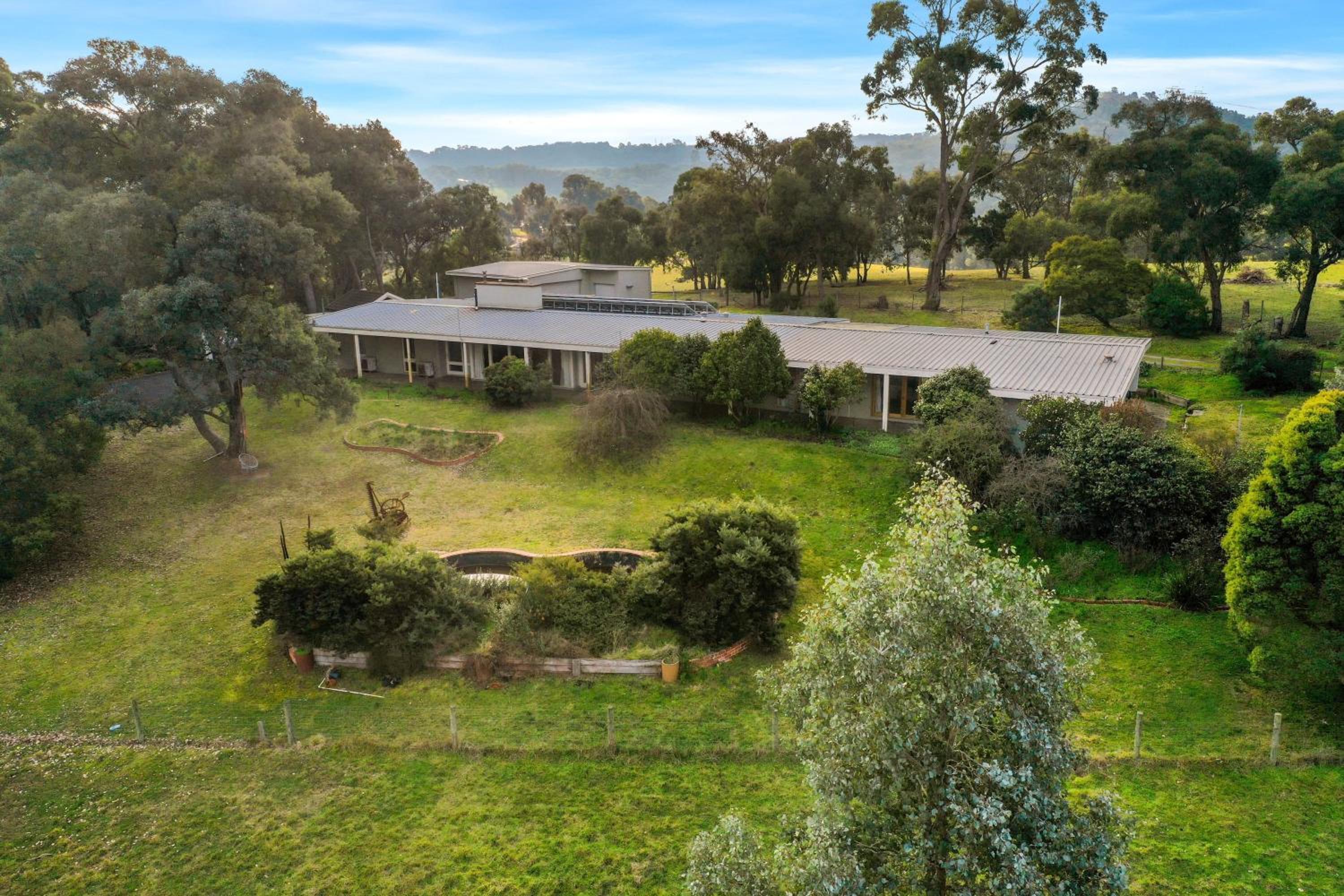 Enjoy Nature at Modern Diamond Creek Farmhouse