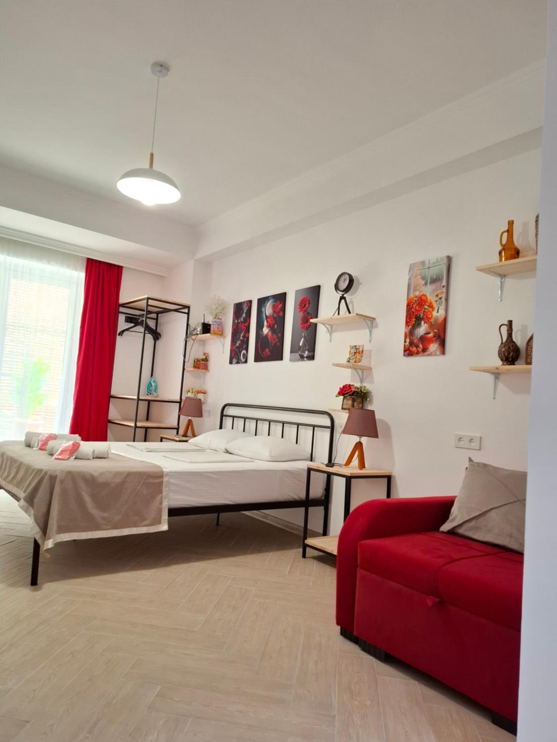 Style Apartment with Courtyard