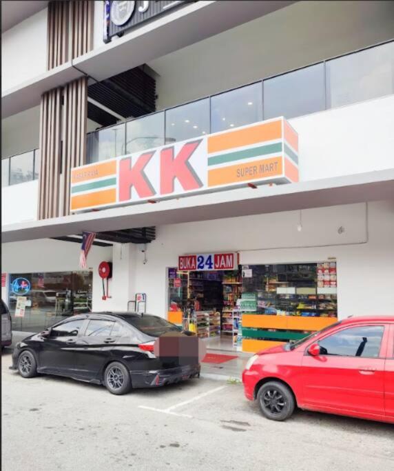 MVC13 KL Sunway Velocity Ikea MRT Cheras #7pax-2cp