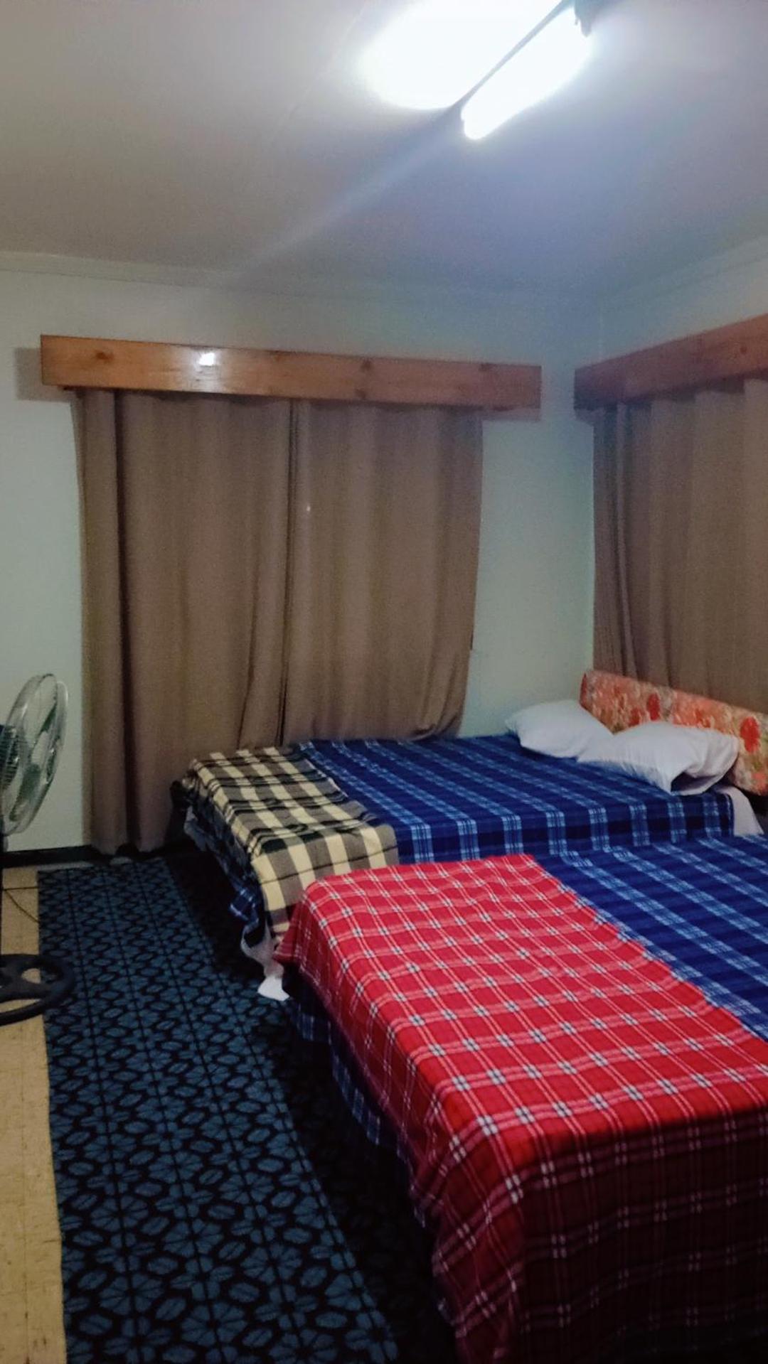 Singhs apartment double budget shared room