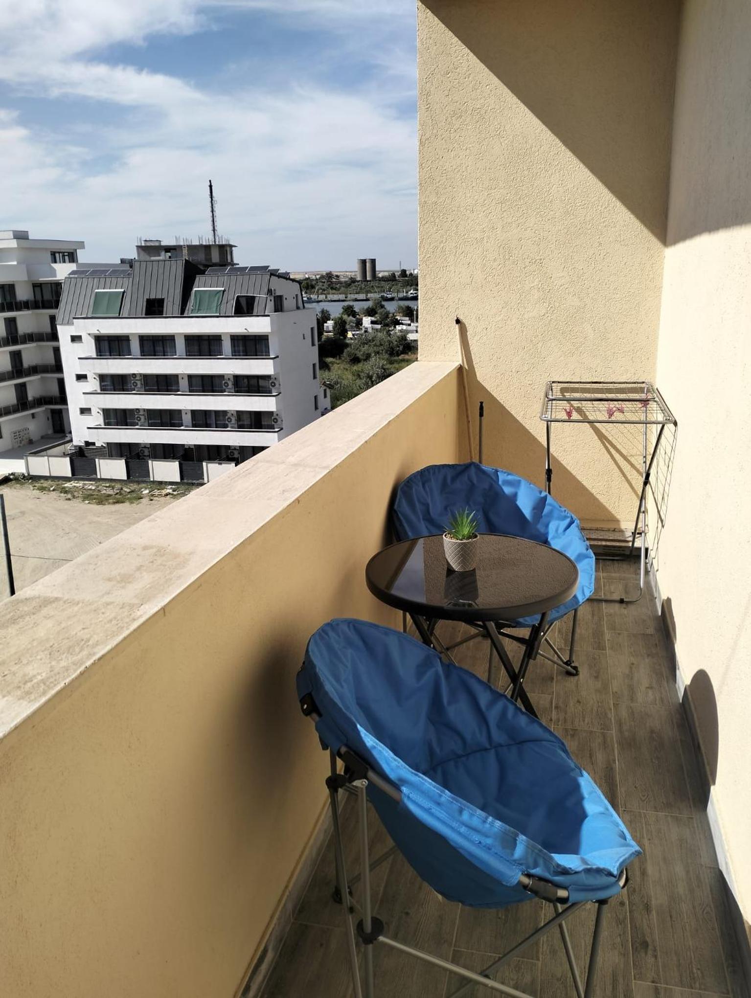La Dima view 3