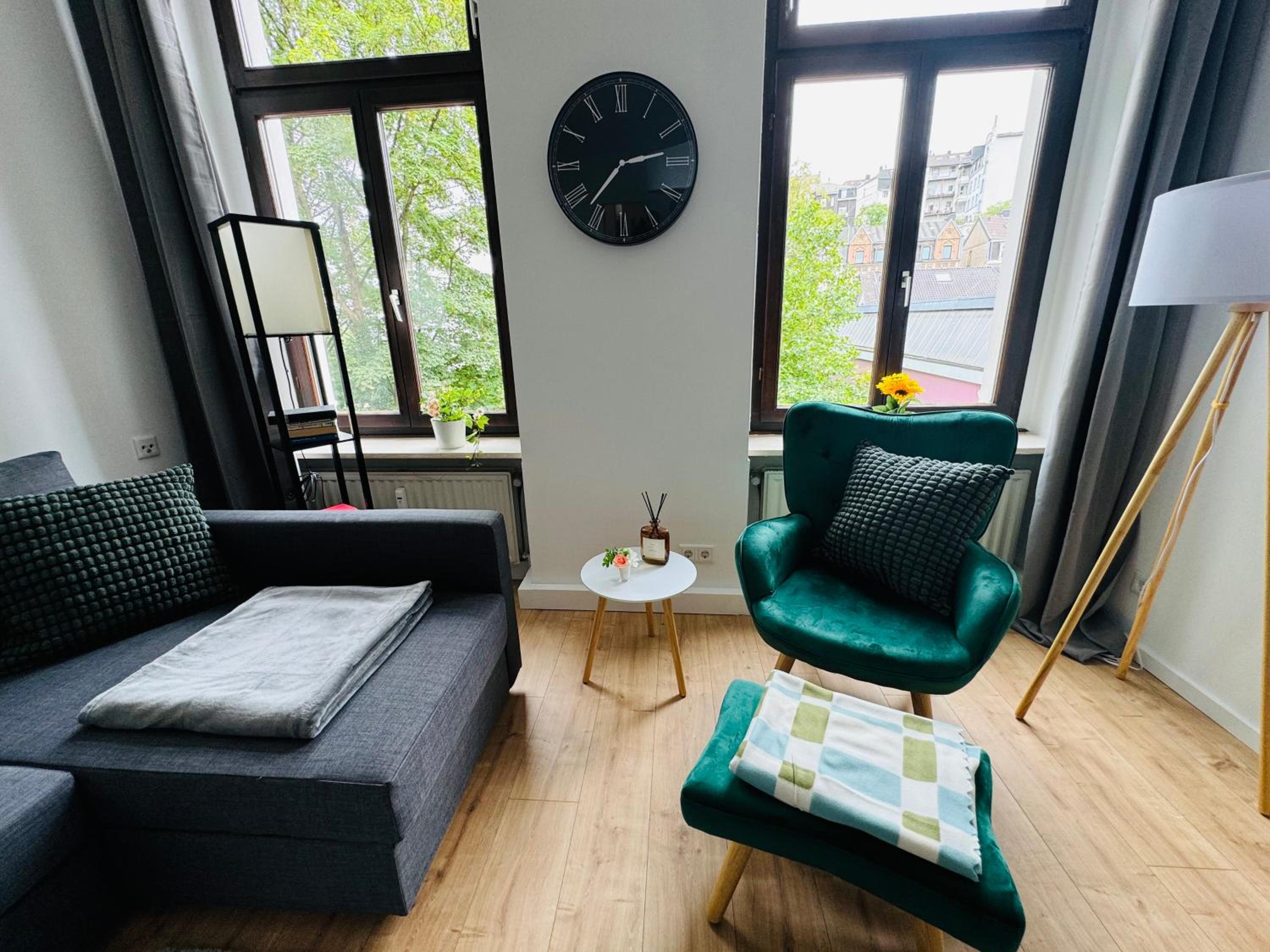 Neu und modern - 2 Schlafzimmer - Arbeitsplatz - Nespresso
