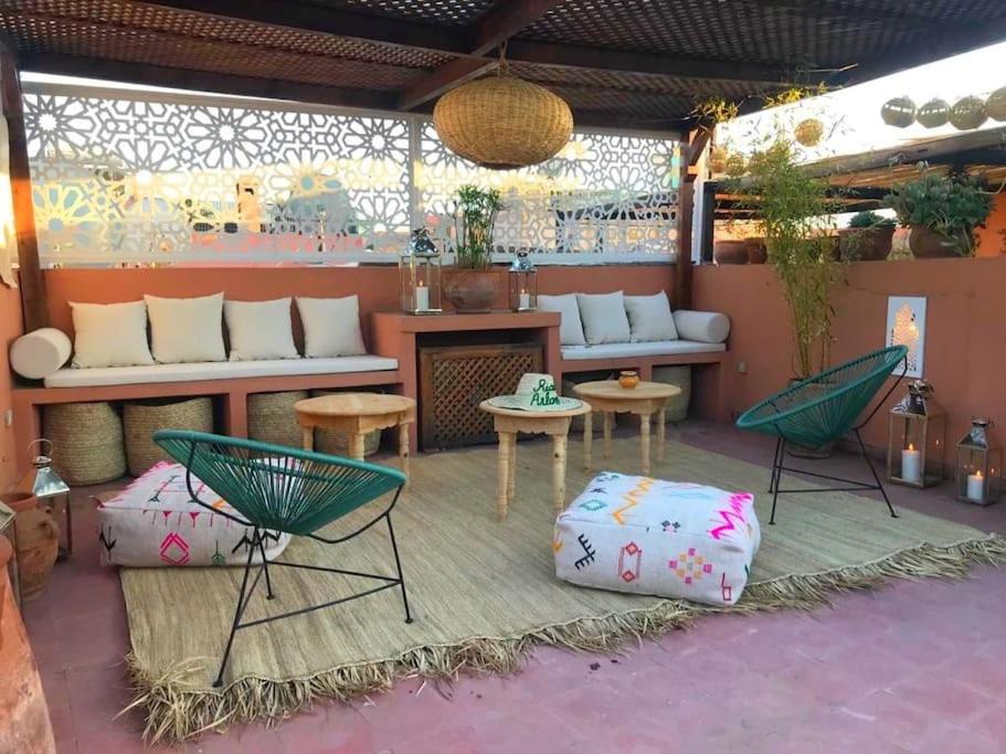 lounge