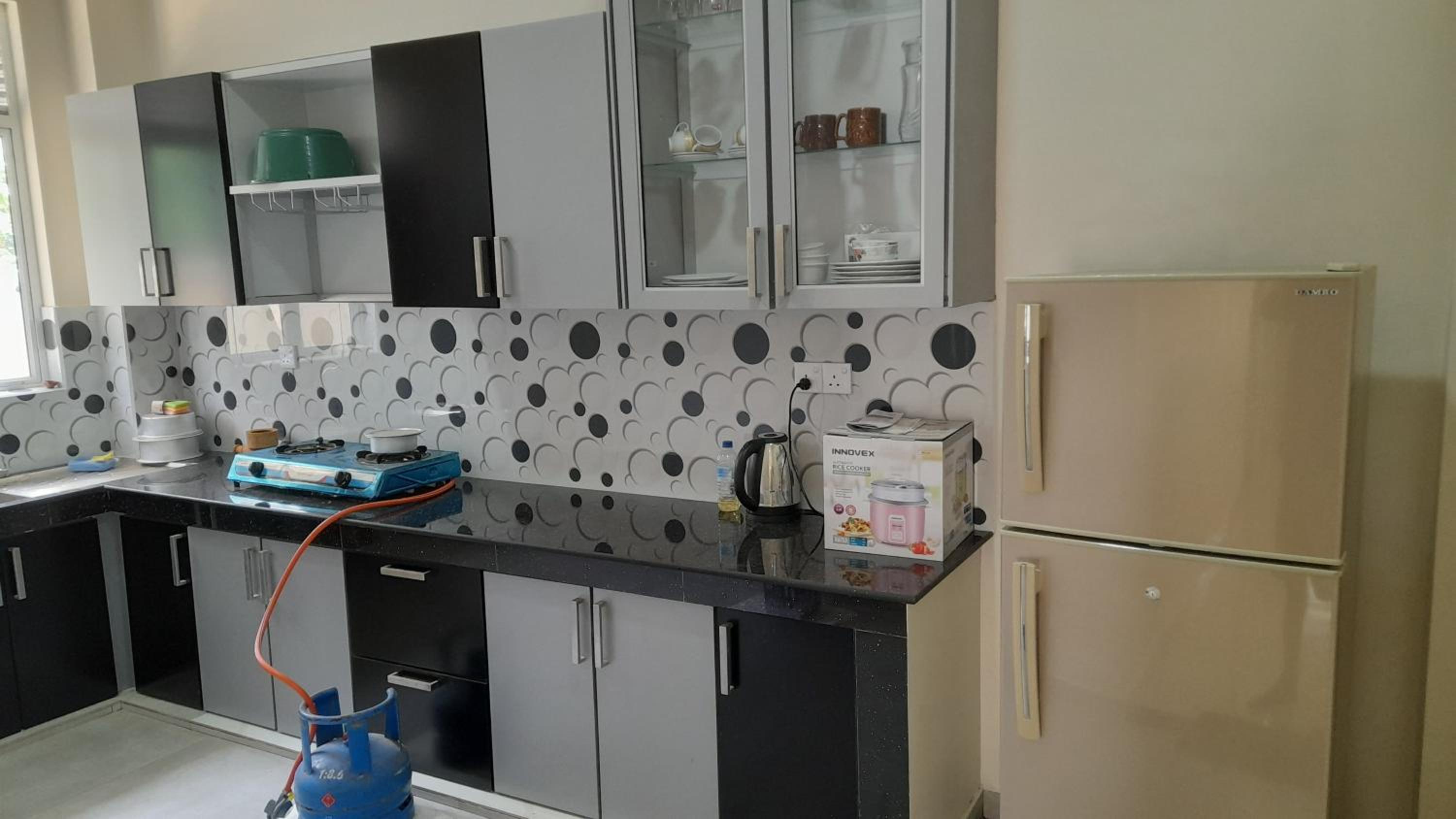 Priyalanka Aprtments