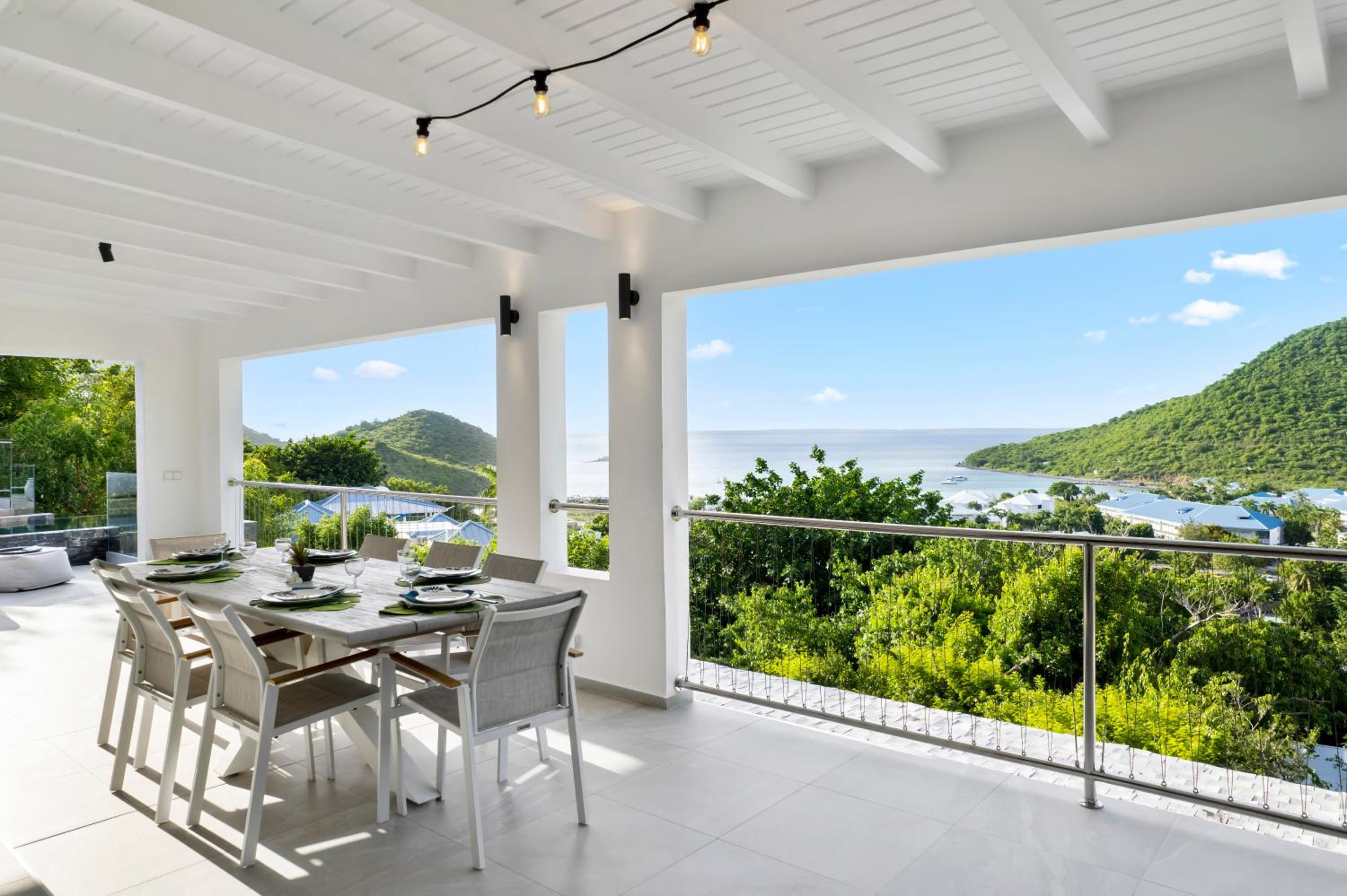Villa prestigieuse avec vue spectaculaire sur l Anse Marcel