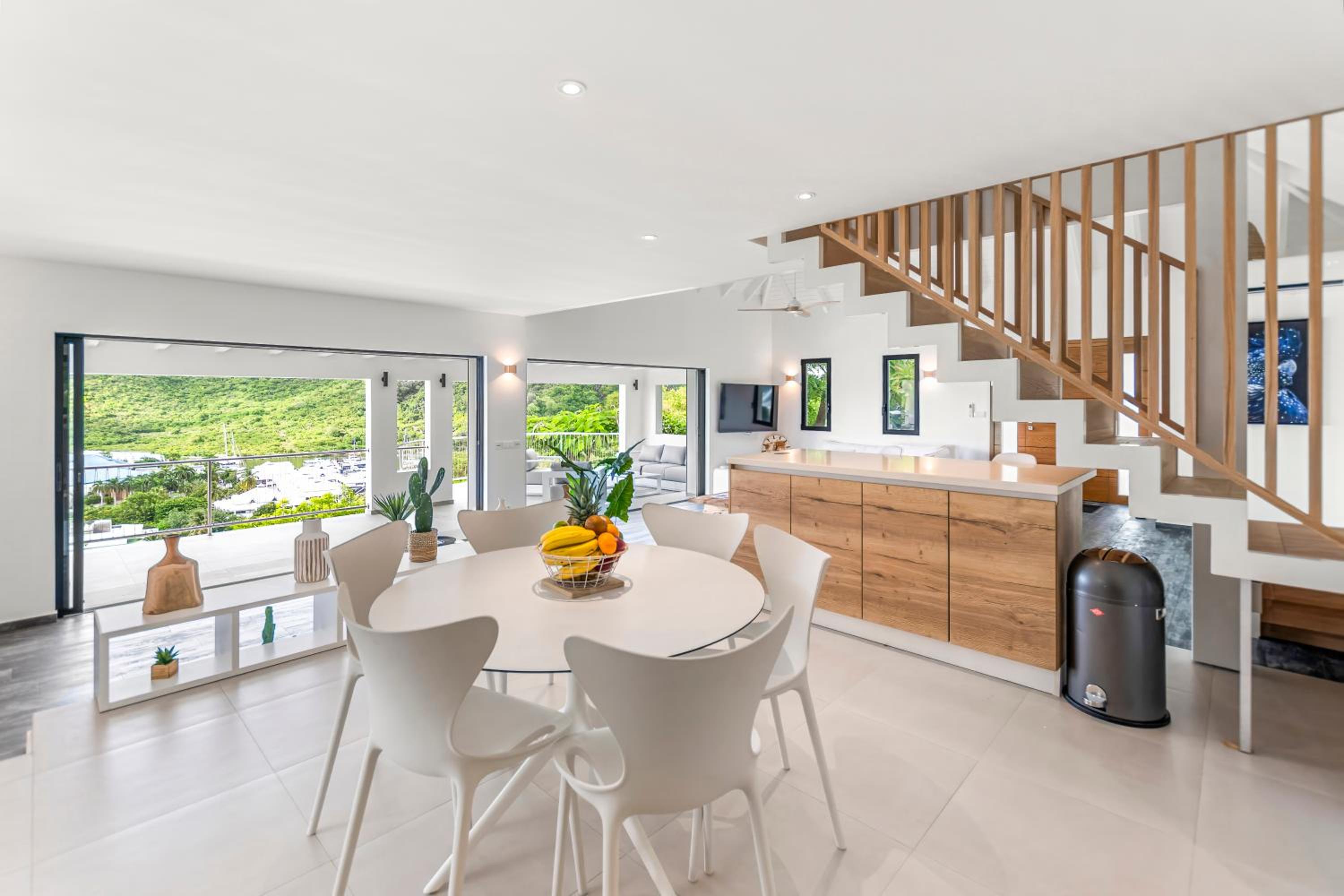Villa prestigieuse avec vue spectaculaire sur l Anse Marcel