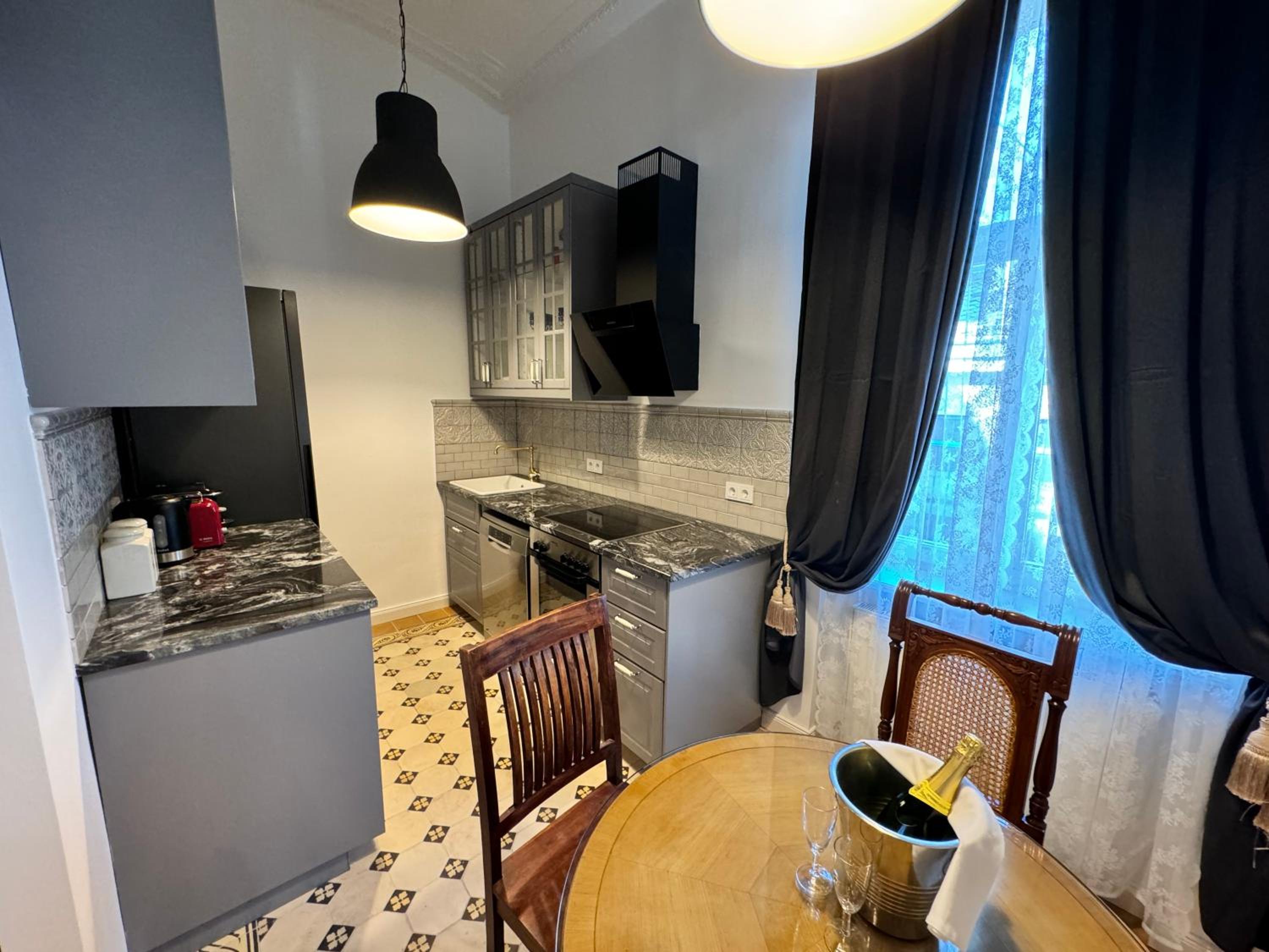 7th HEAVEN Vienna Center Apartments