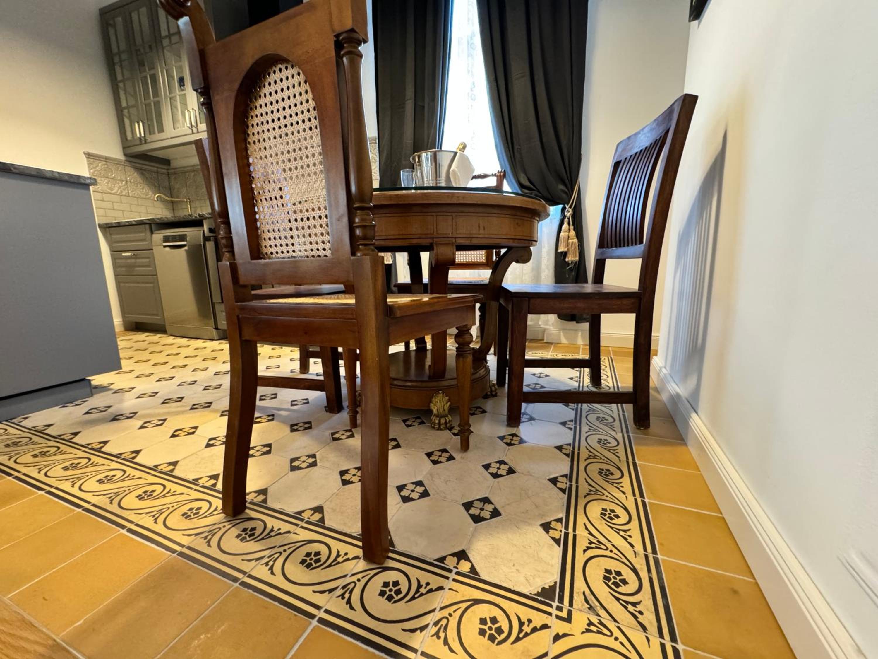 7th HEAVEN Vienna Center Apartments