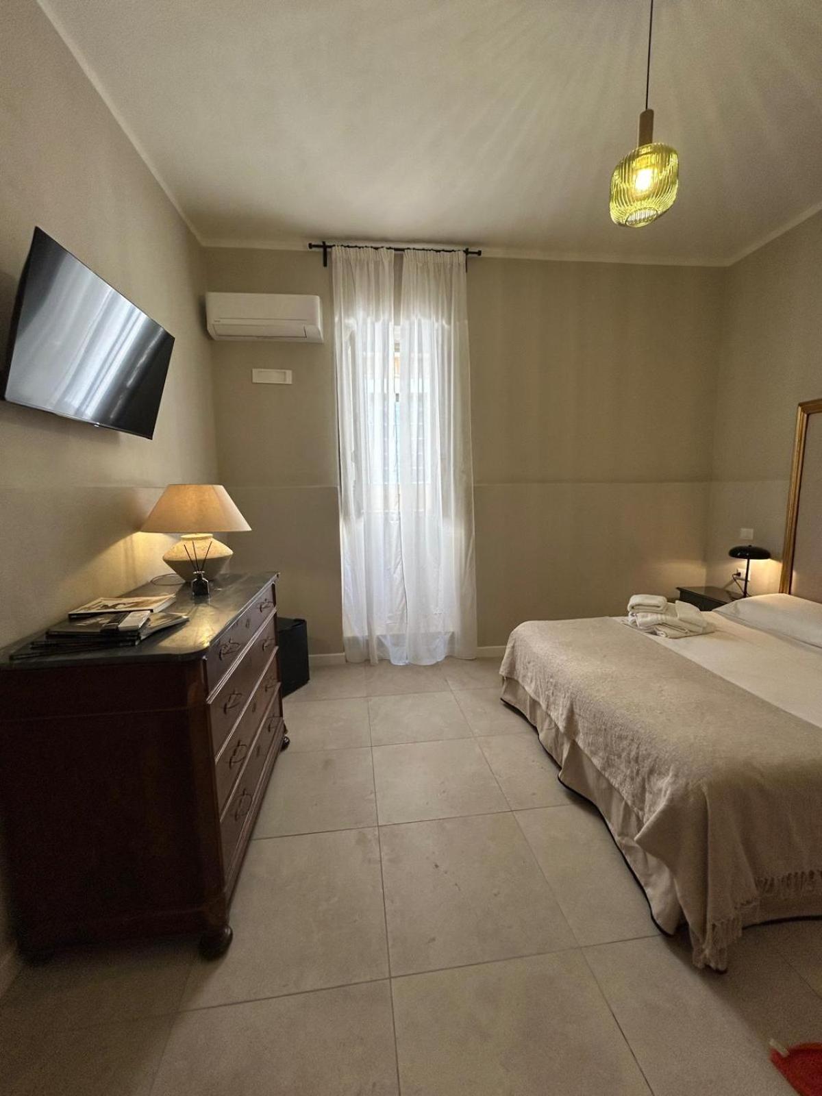 NOTUS Rooms en Noto — hotel room
