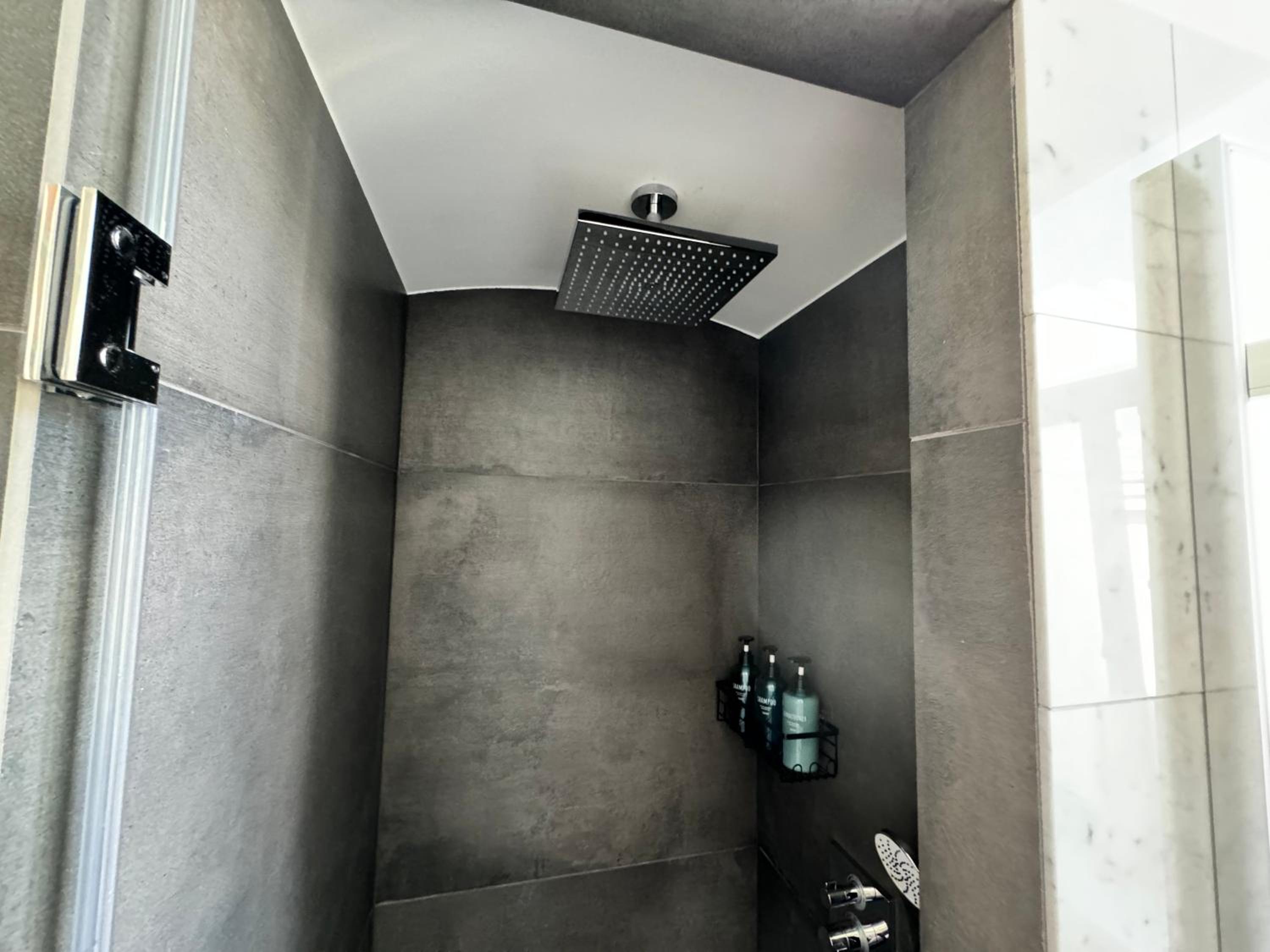 7th HEAVEN Vienna Center Apartments