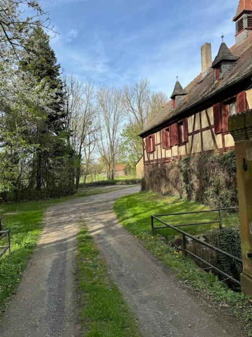 Historische Mühle am Schloss