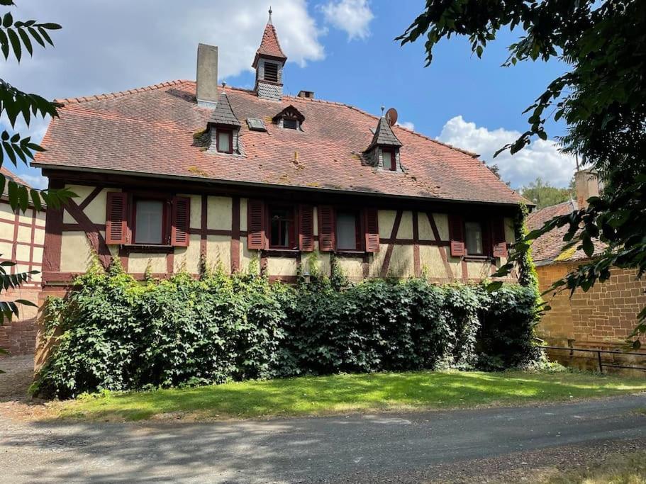 Historische Mühle am Schloss