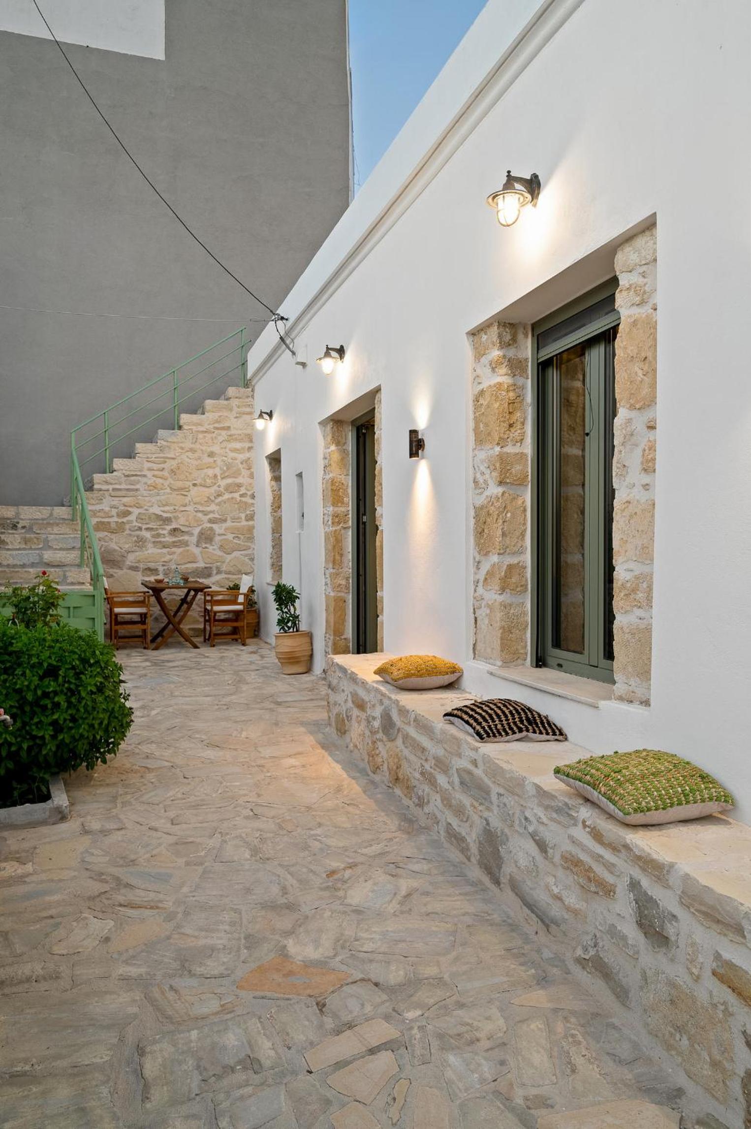 Papadia Luxury Apartments
