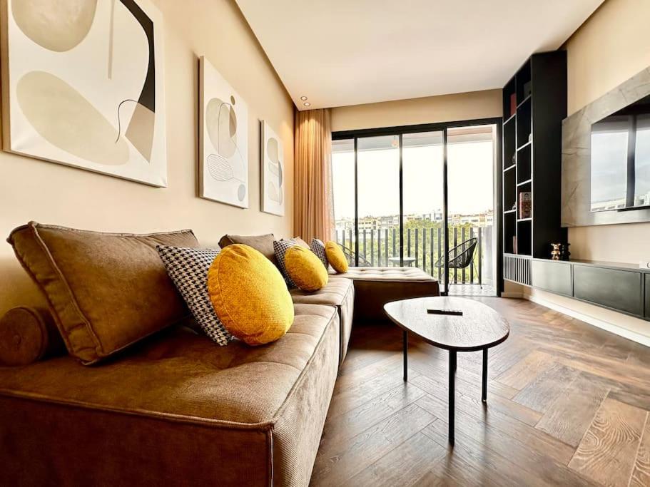 PLŪMA Appartement Moderne au cœur de Casablanca view 4