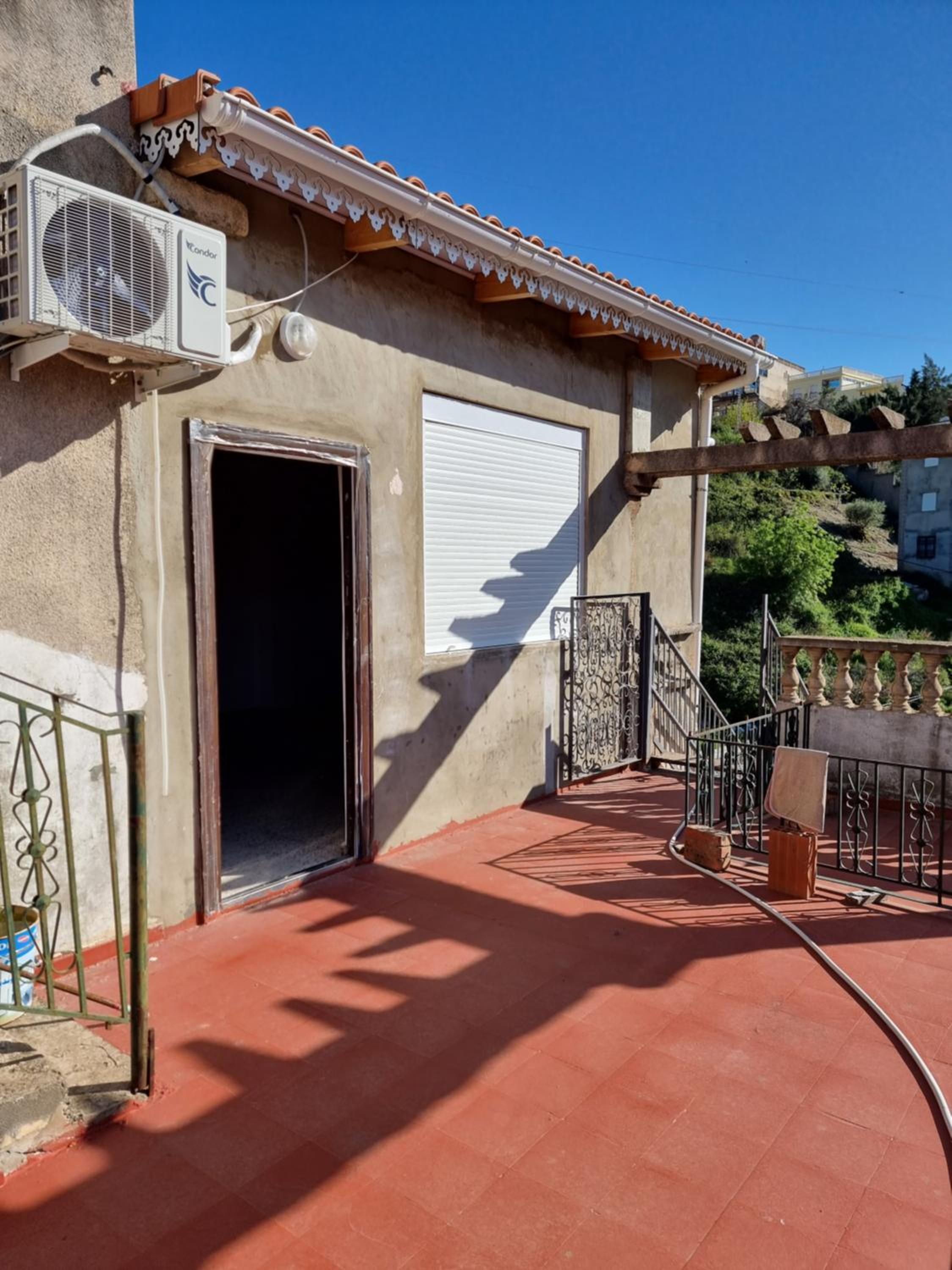 Étage de villa F4 avec 2 terrasses sans vis-à-vis view 5