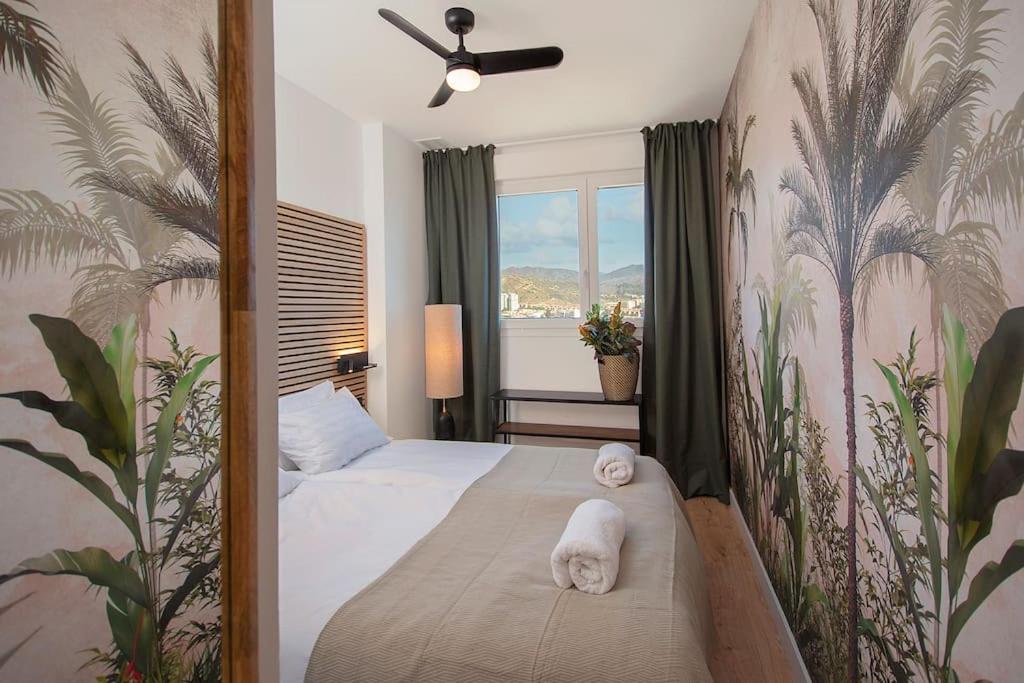 Urban Jungle in Malaga Center, 18th Floor, Rooftop pool, Free Parking