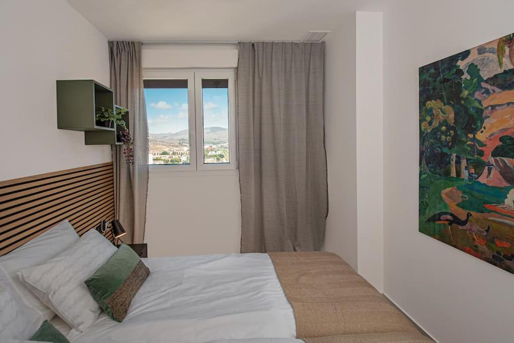 Urban Jungle in Malaga Center, 18th Floor, Rooftop pool, Free Parking
