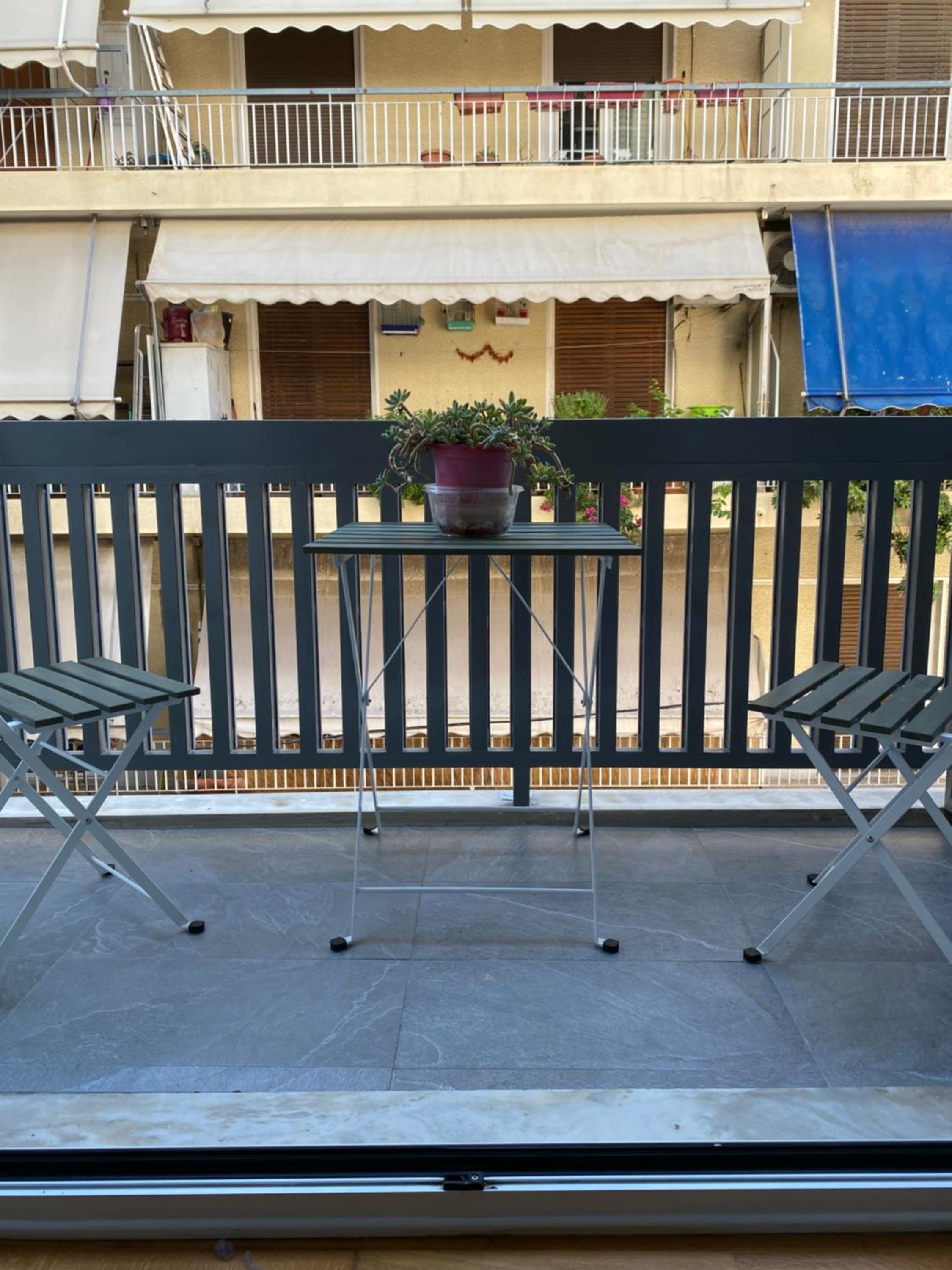 Urban Chic Flat Pagrati Athens