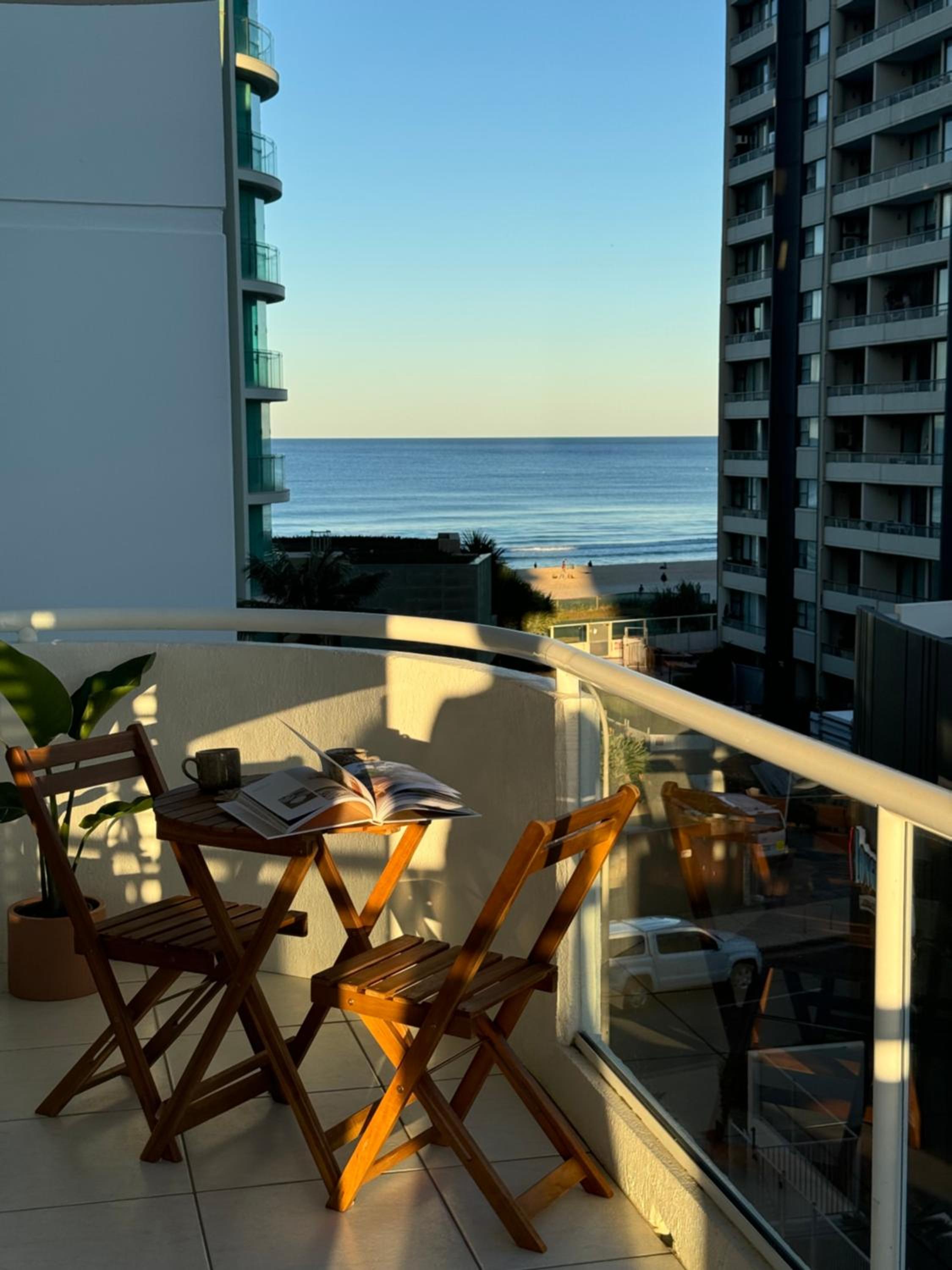 Surfers Paradise - 2B 2bath Oceanview apartment
