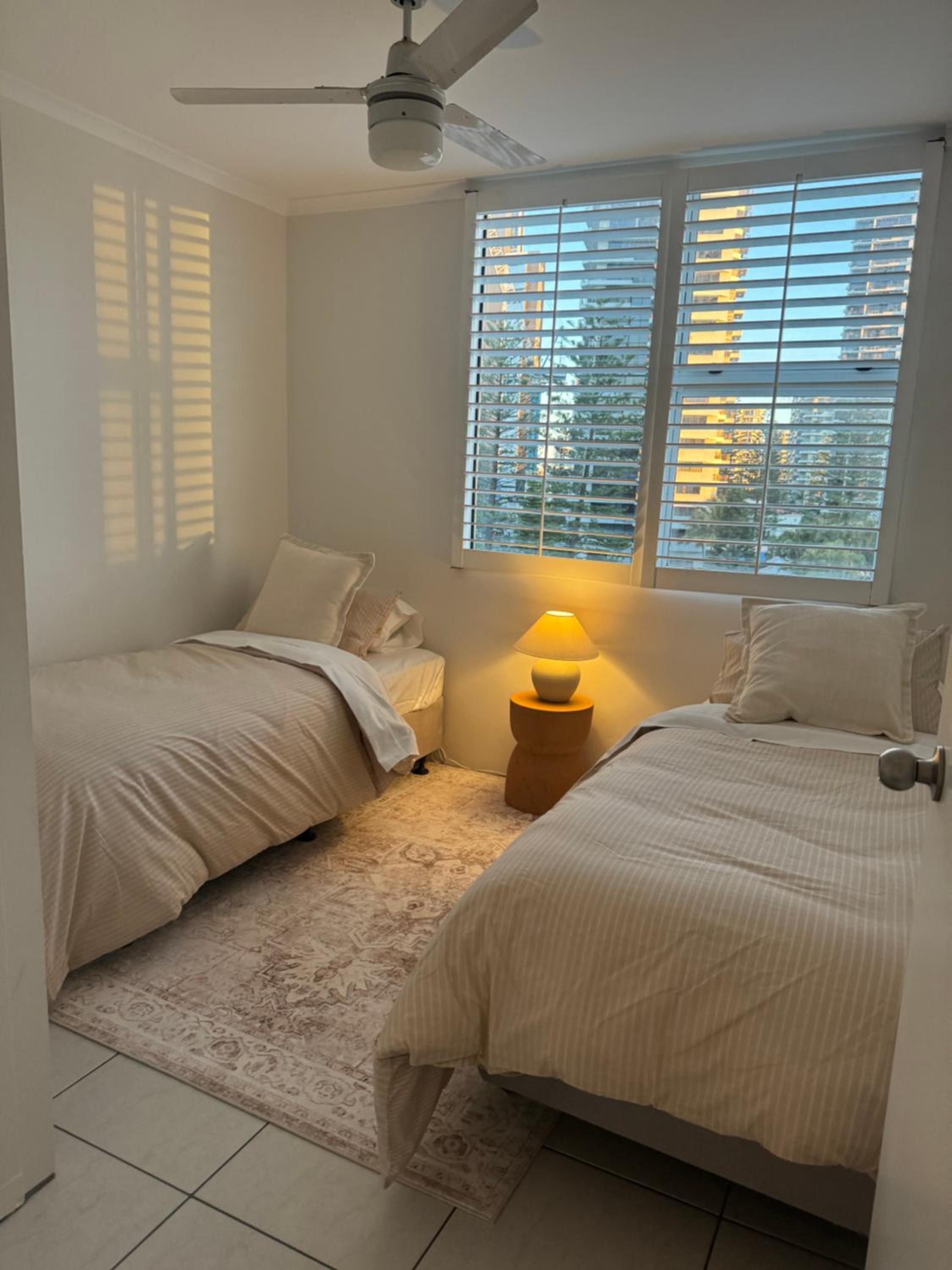 Surfers Paradise - 2B 2bath Oceanview apartment