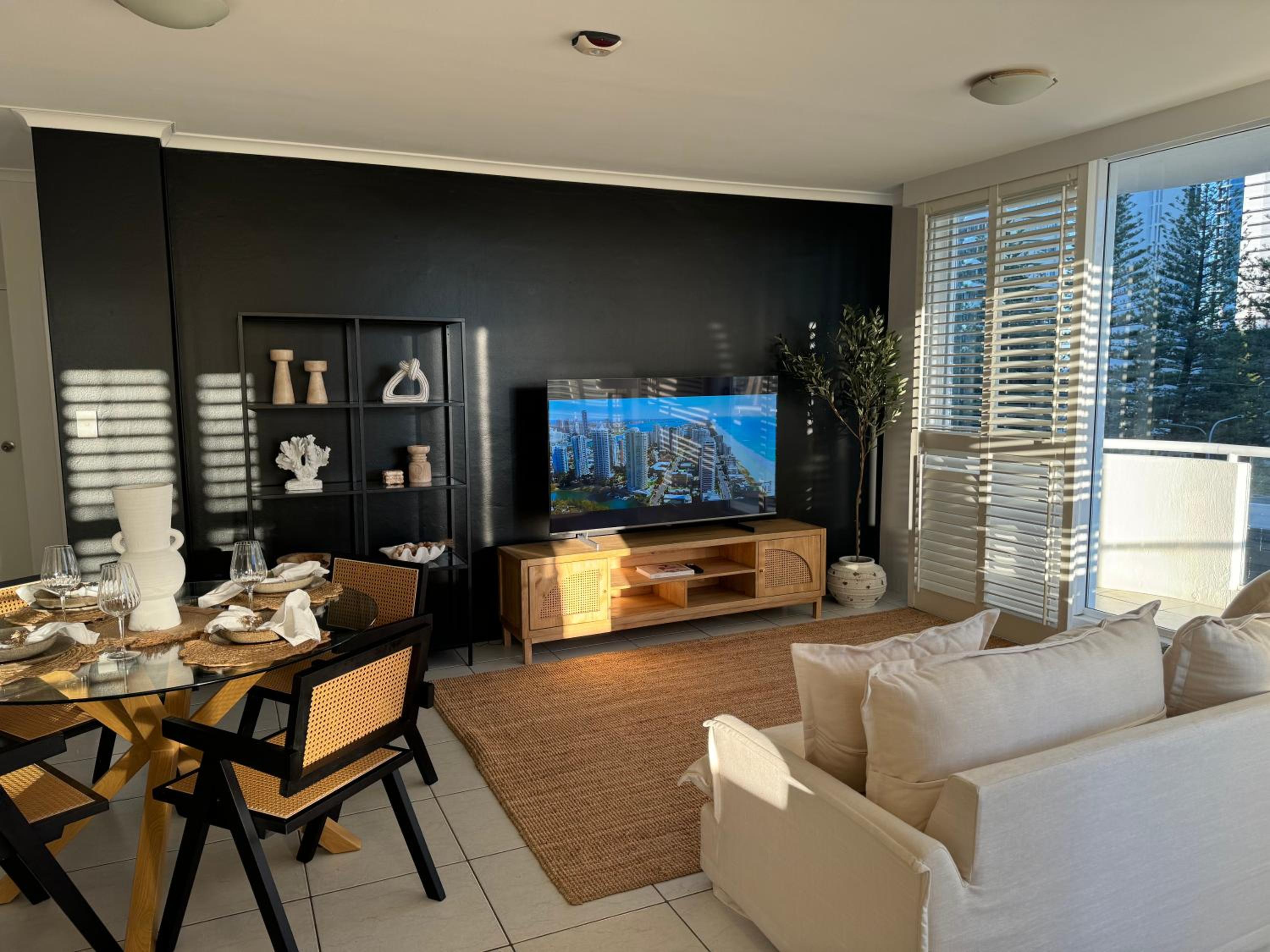 Surfers Paradise - 2B 2bath Oceanview apartment
