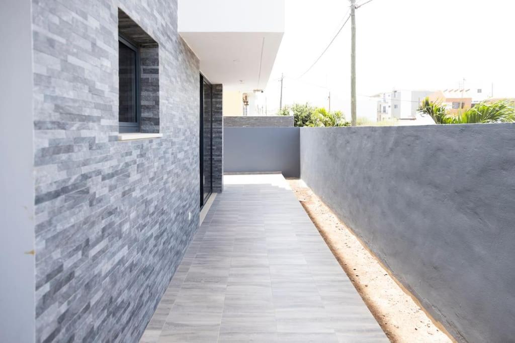 3 bdr aprt, spacious & rooftop pool - LCGR