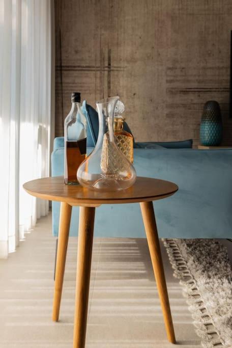 Luxurious Central Raanana Flat with Terrace
