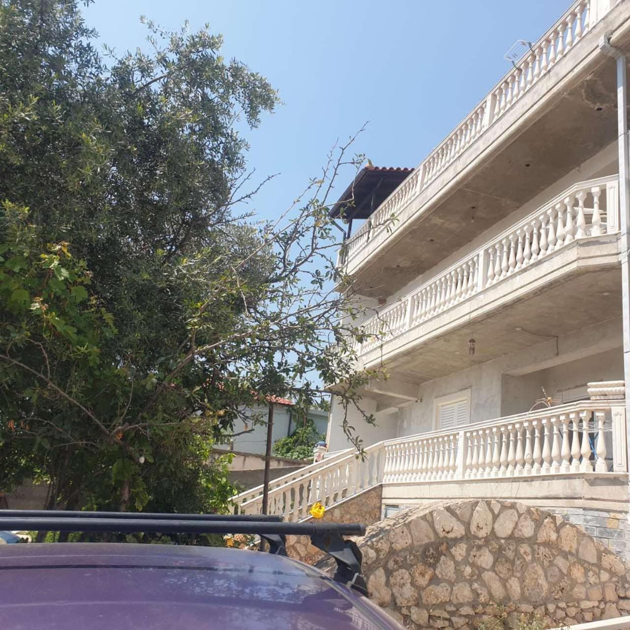 DreamHouse Dhermi