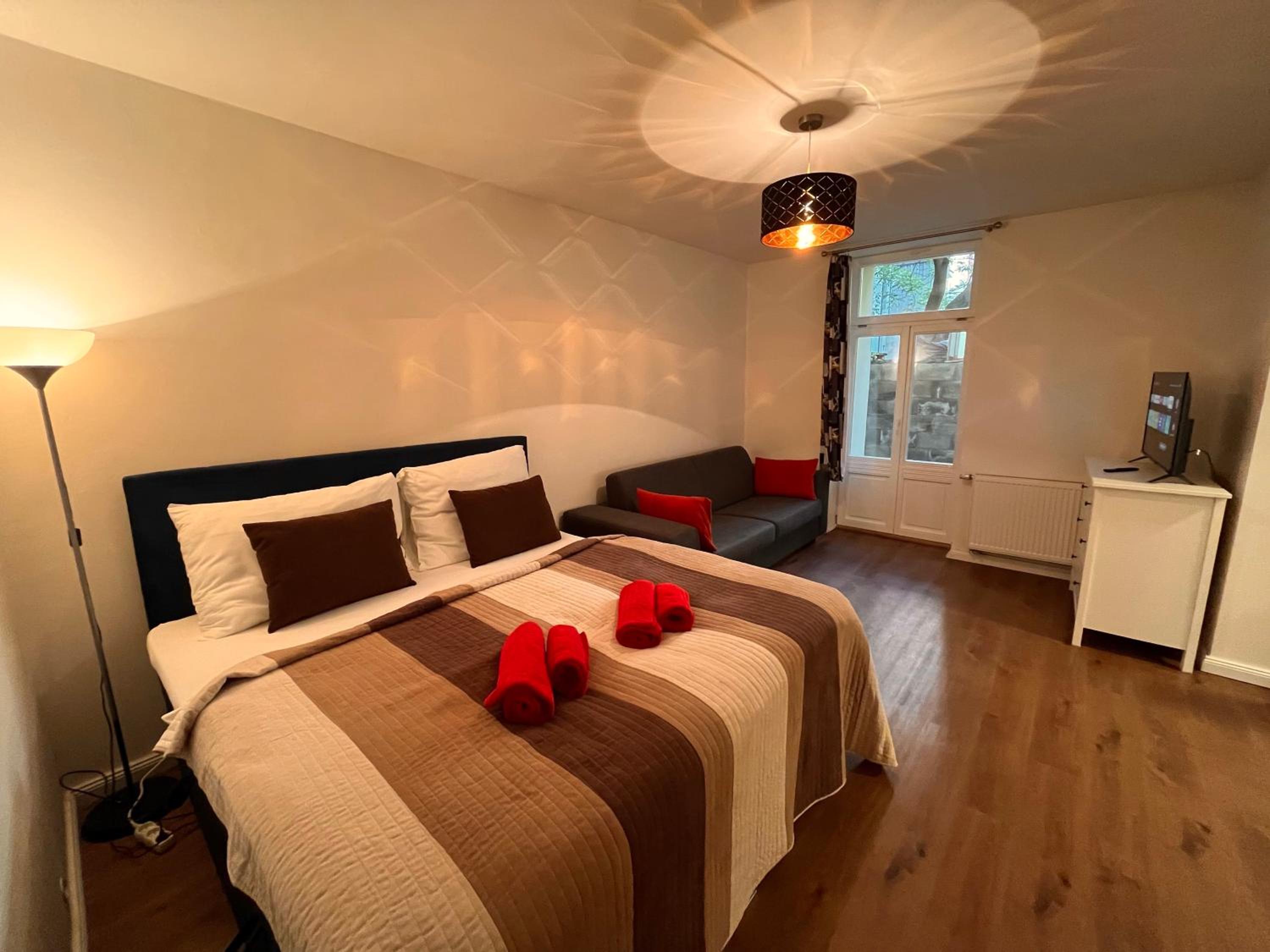 Amazing Apartment Zborovska