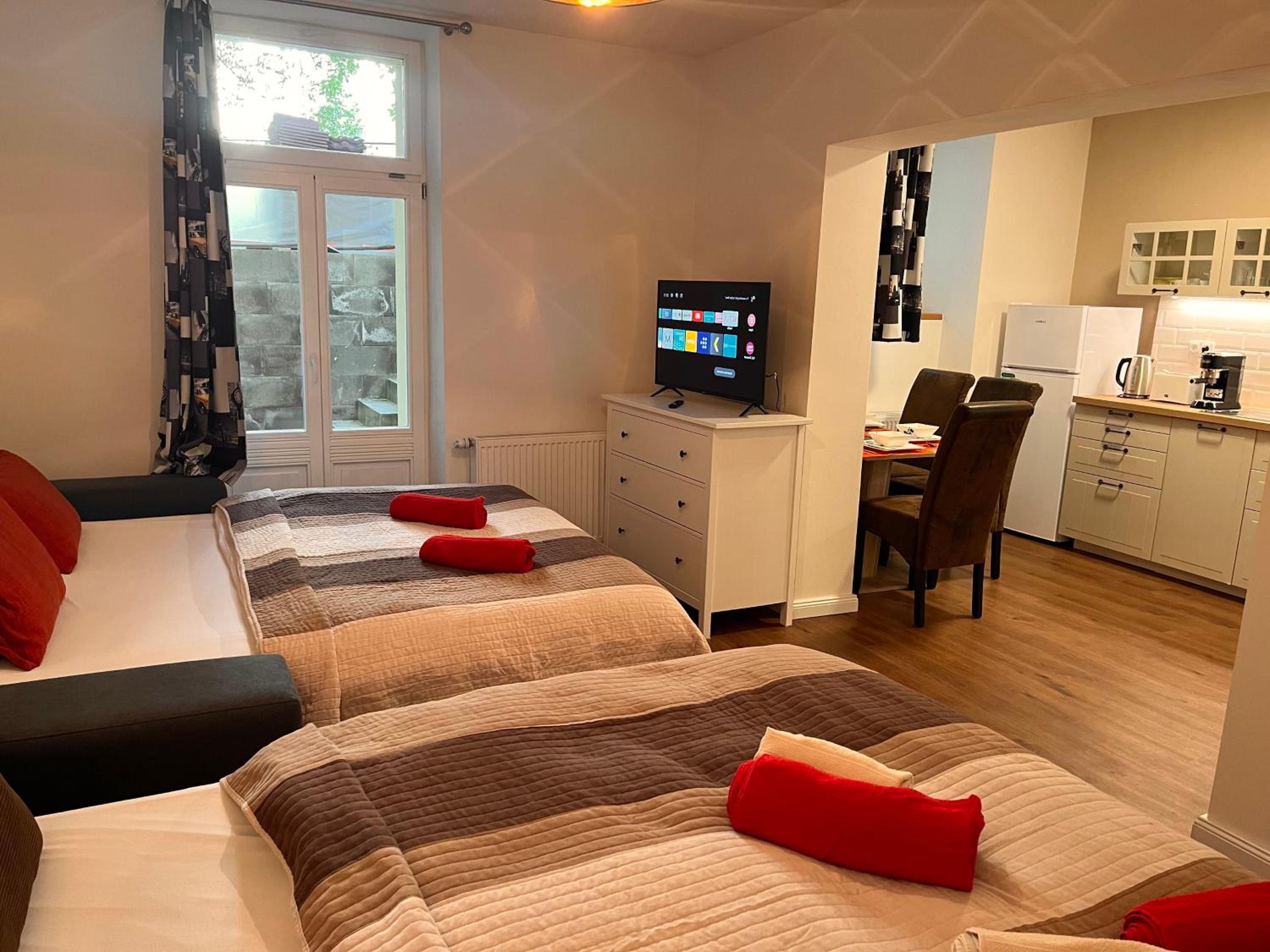 Amazing Apartment Zborovska