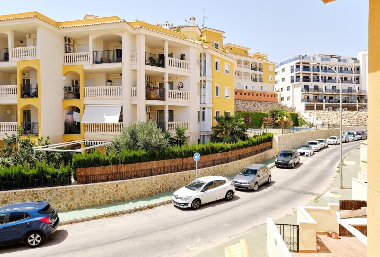 Cozy apartment of 103 m2 with three bedrooms in a pine forest by the sea view 2