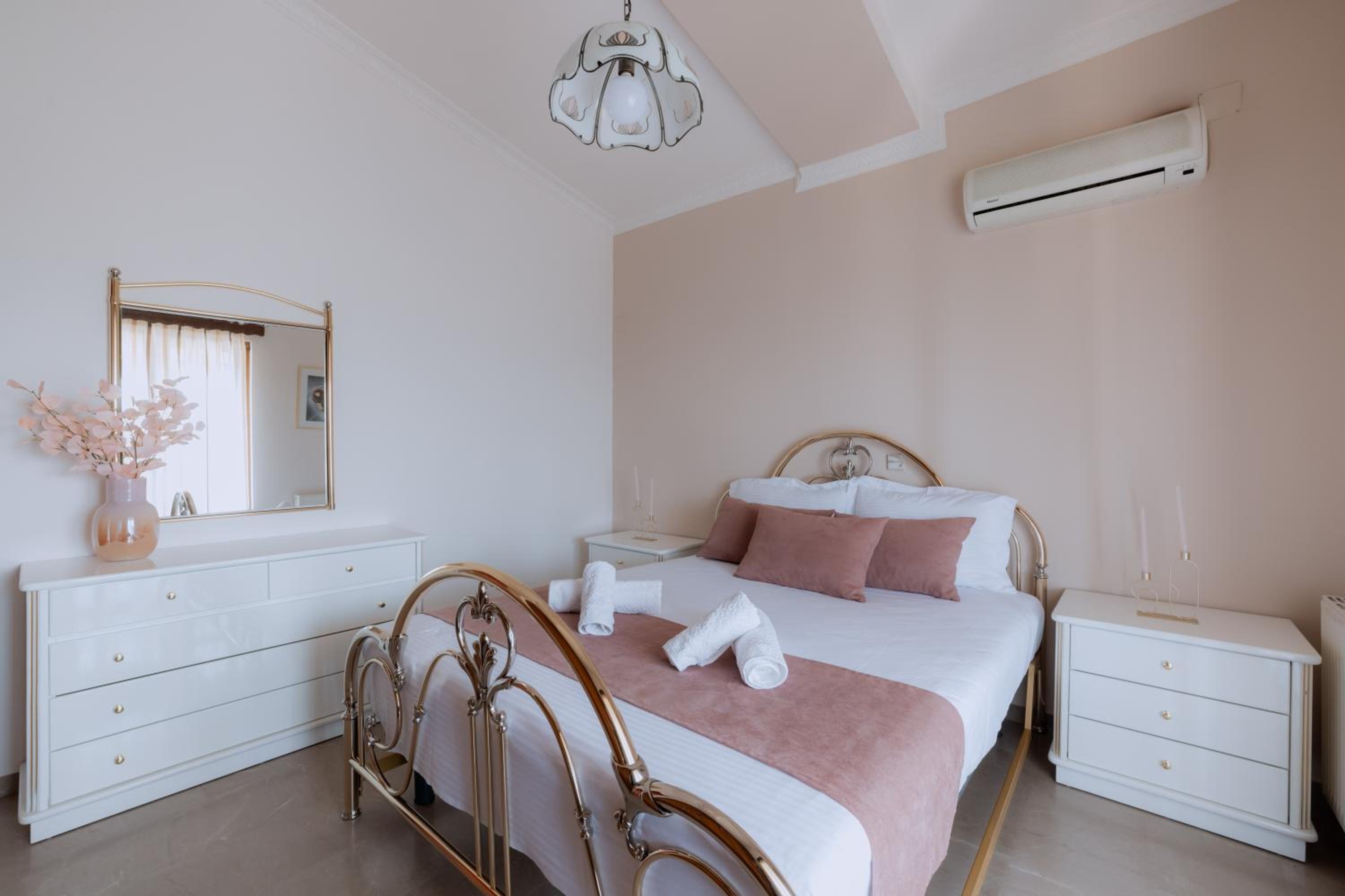 Lala Luxury House