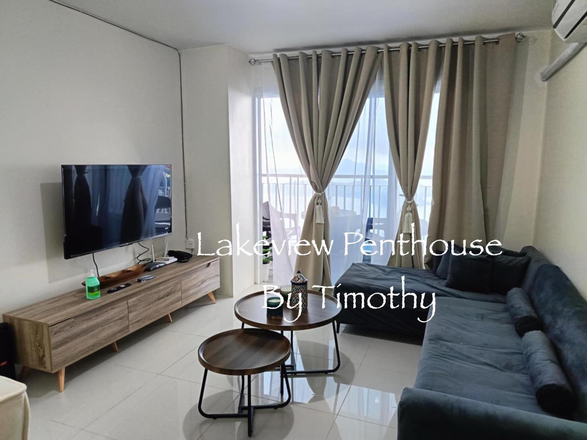 Lakeview Penthouse by Timothy