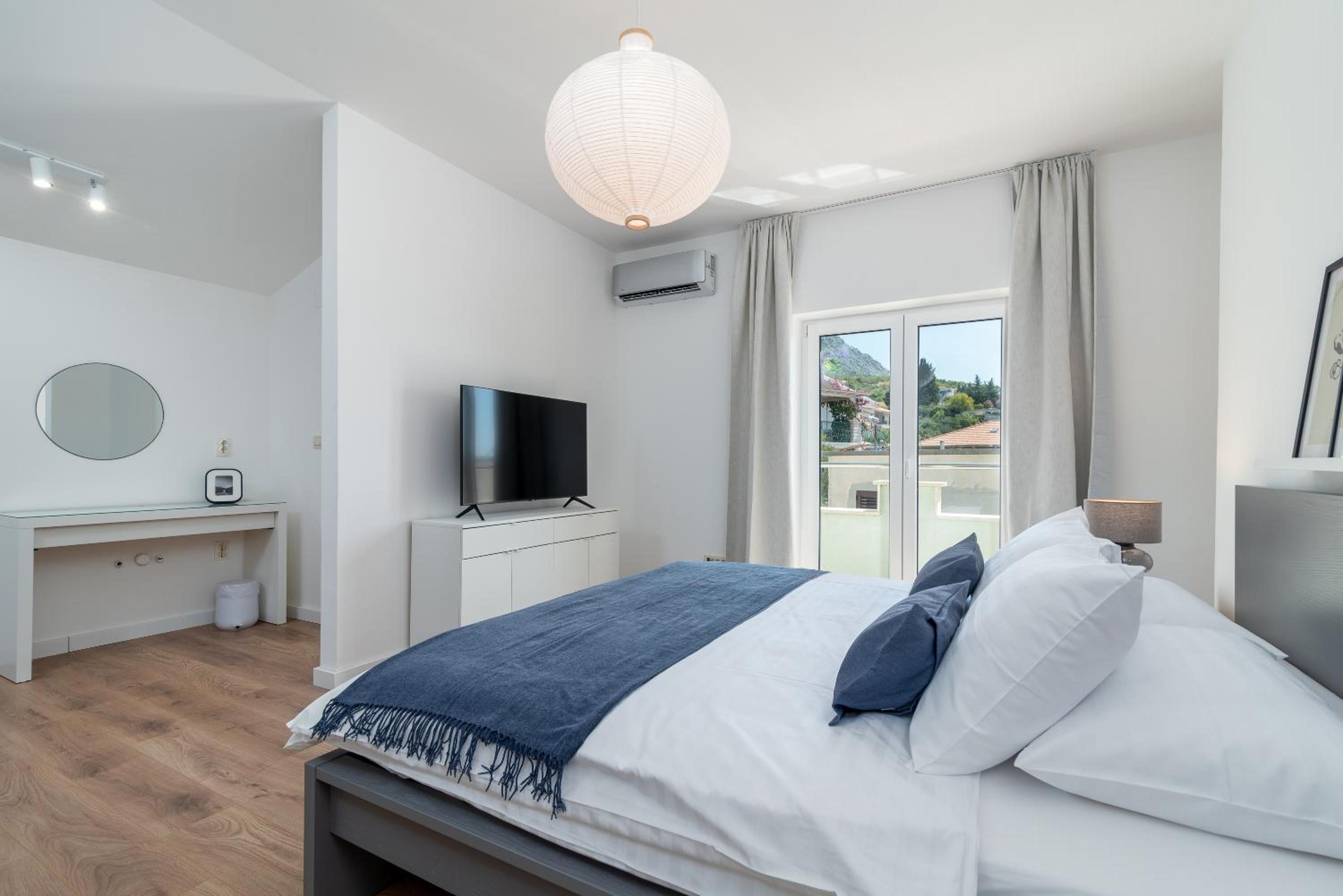 Sea view Apartment Livia view 5