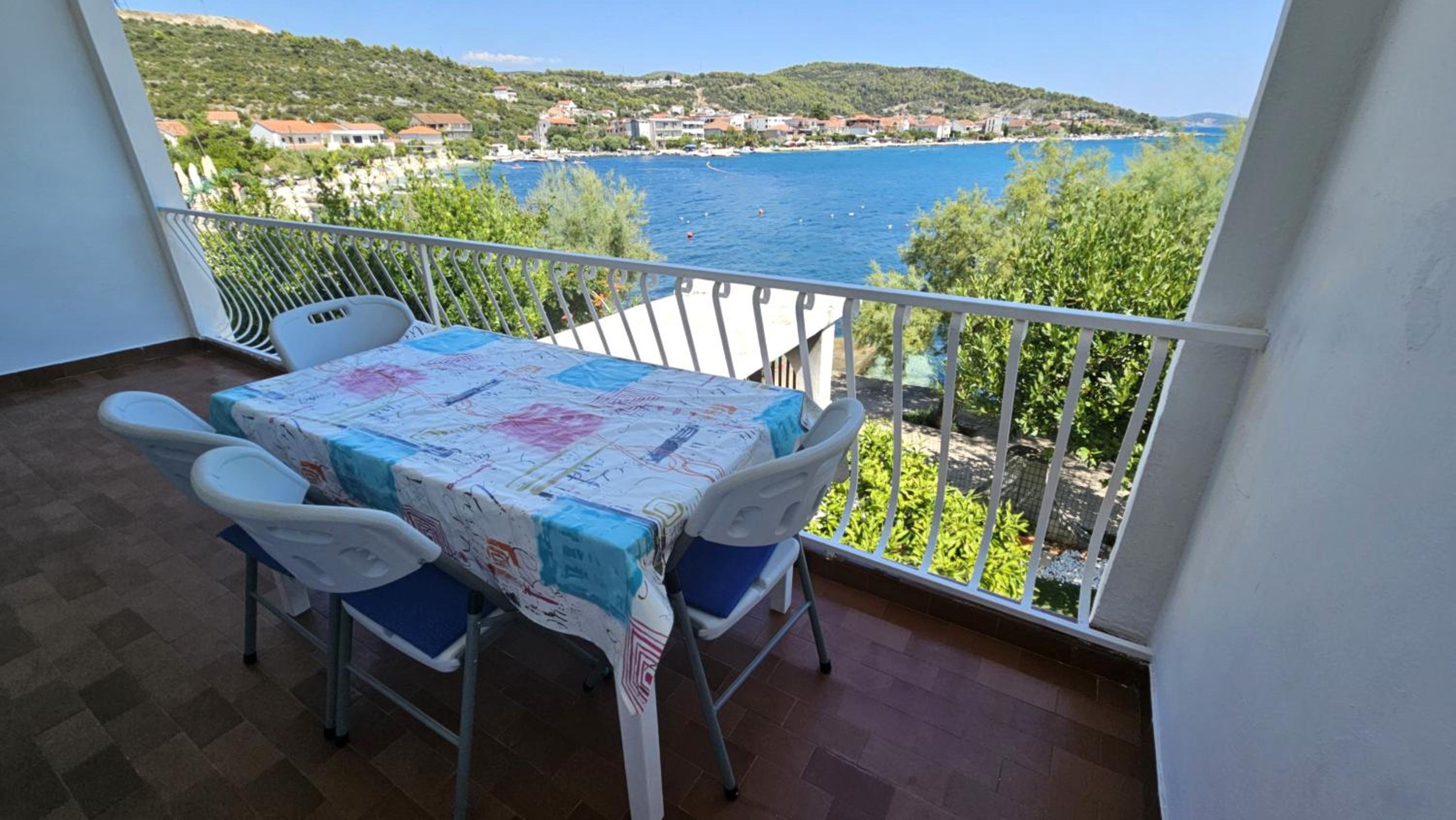 Beachfront Apartments Neves