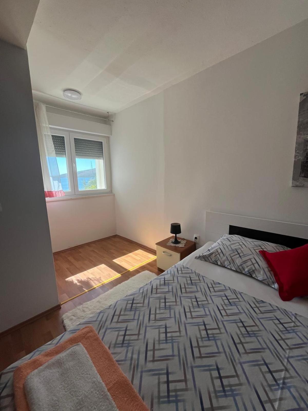 Beachfront Apartments Neves