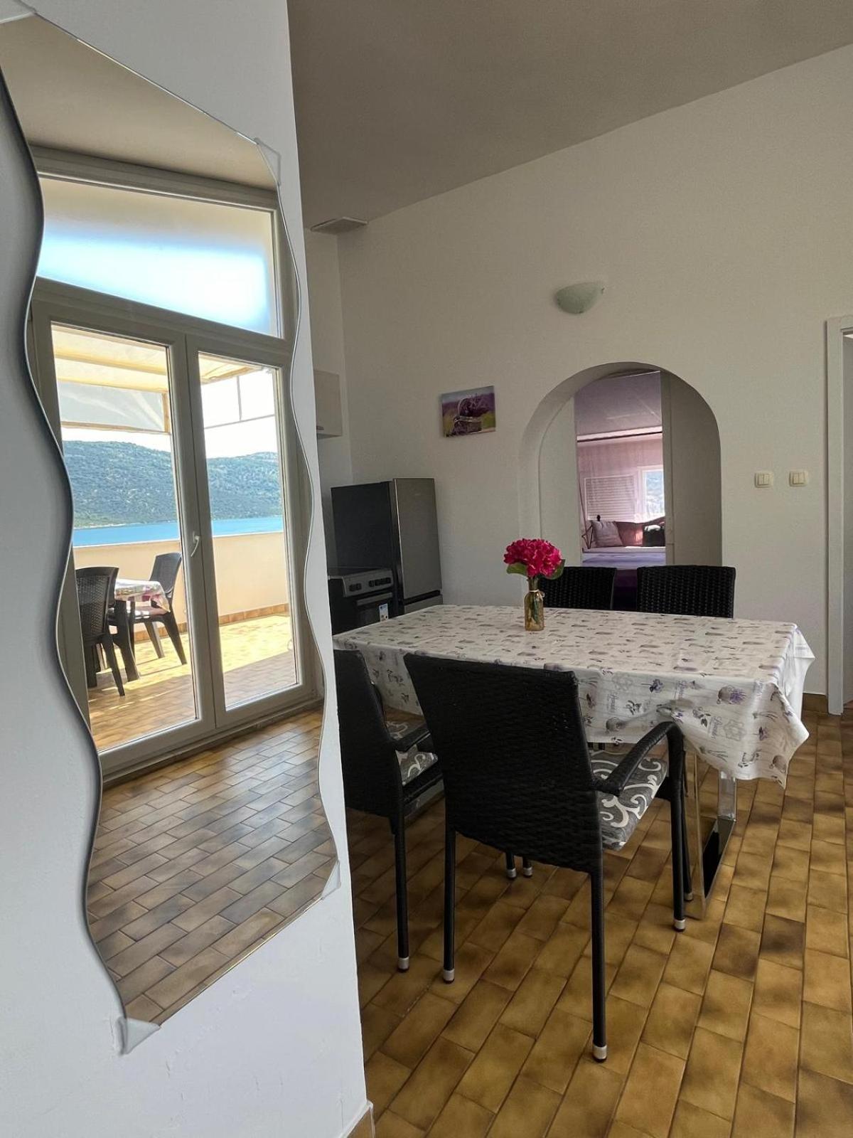 Beachfront Apartments Neves