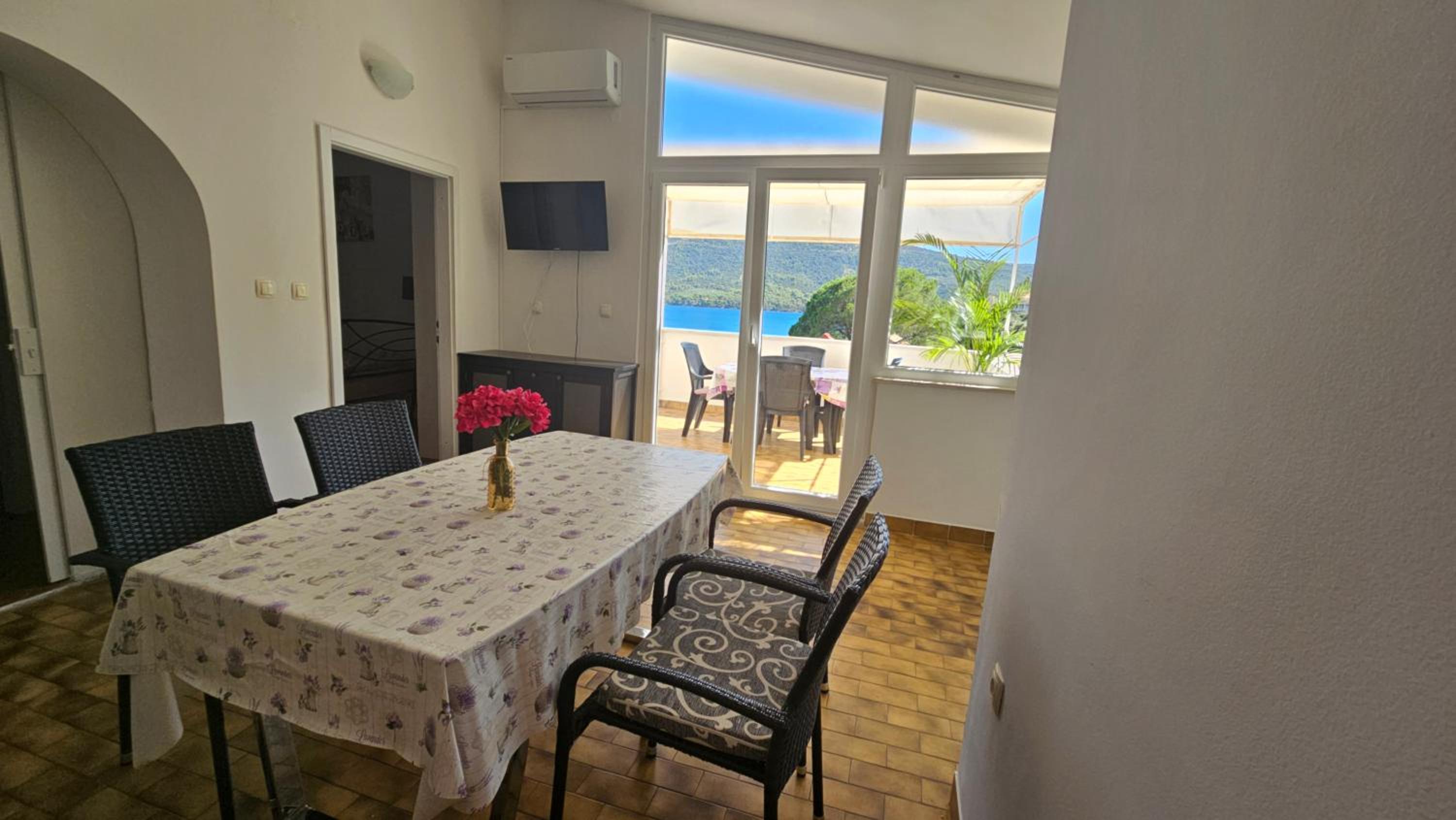 Beachfront Apartments Neves
