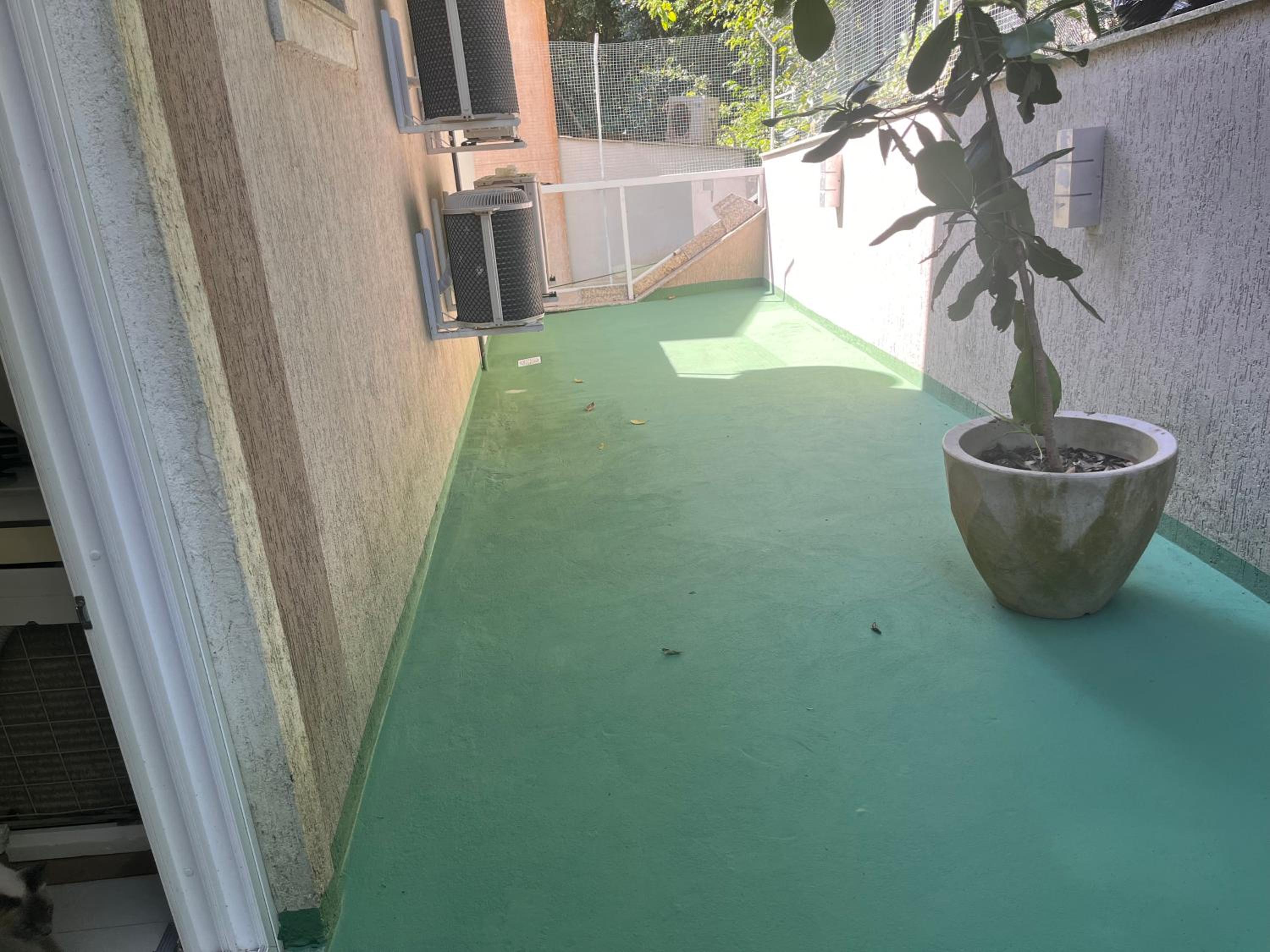 Muy Buen Apartamento Frente al Mar