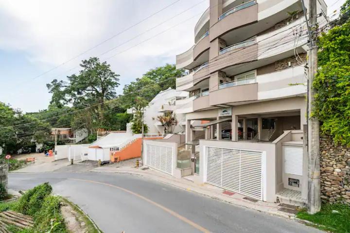 Muy Buen Apartamento Frente al Mar