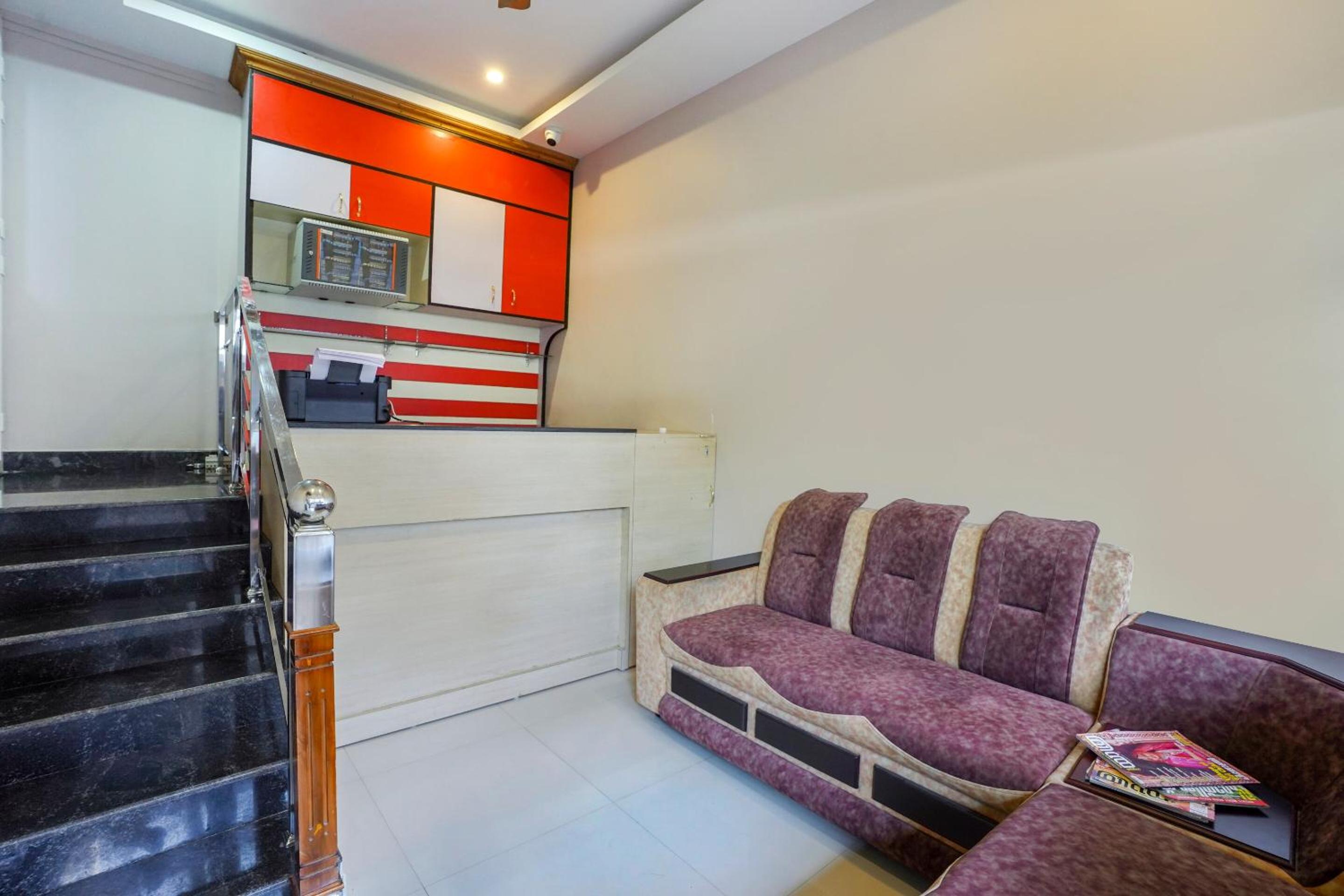 Hotel O Hitech Residency view 2