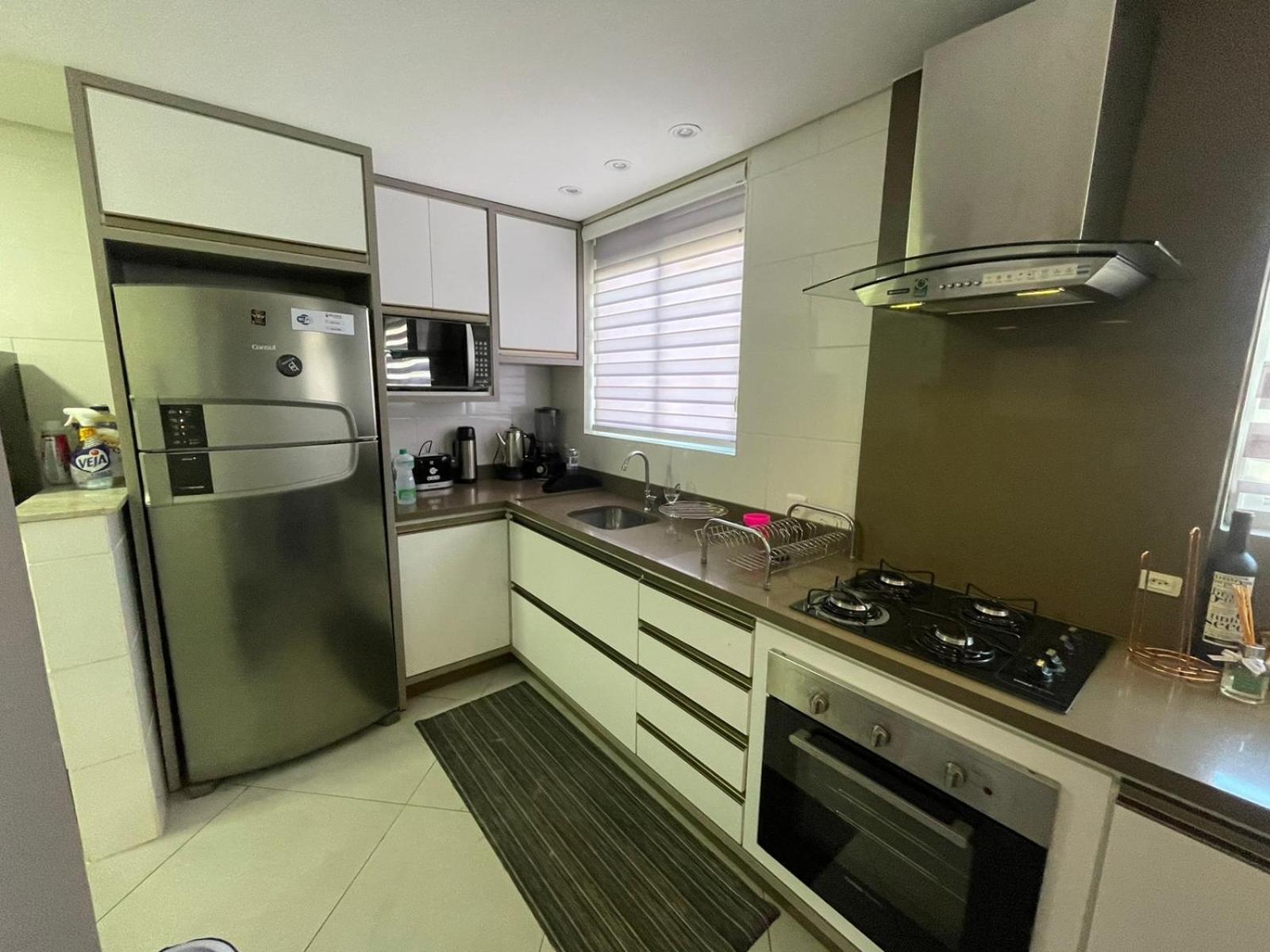 cód 104 - Maravilhoso apartamento 2 suítes!